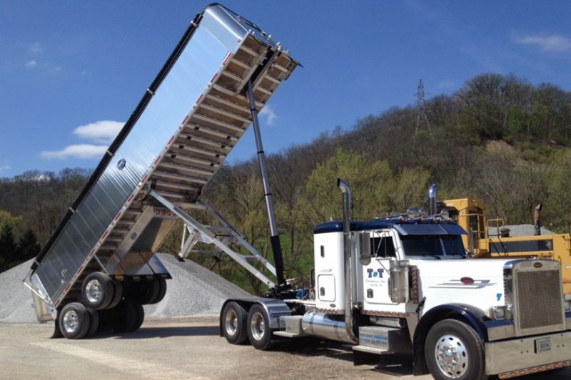 Stoughton MACSIMIZER HALF ROUND MAC-Trailer-dump-2-870x580 Stoughton MACSIMIZER HALF ROUND MAC-Trailer-dump-2-870x580