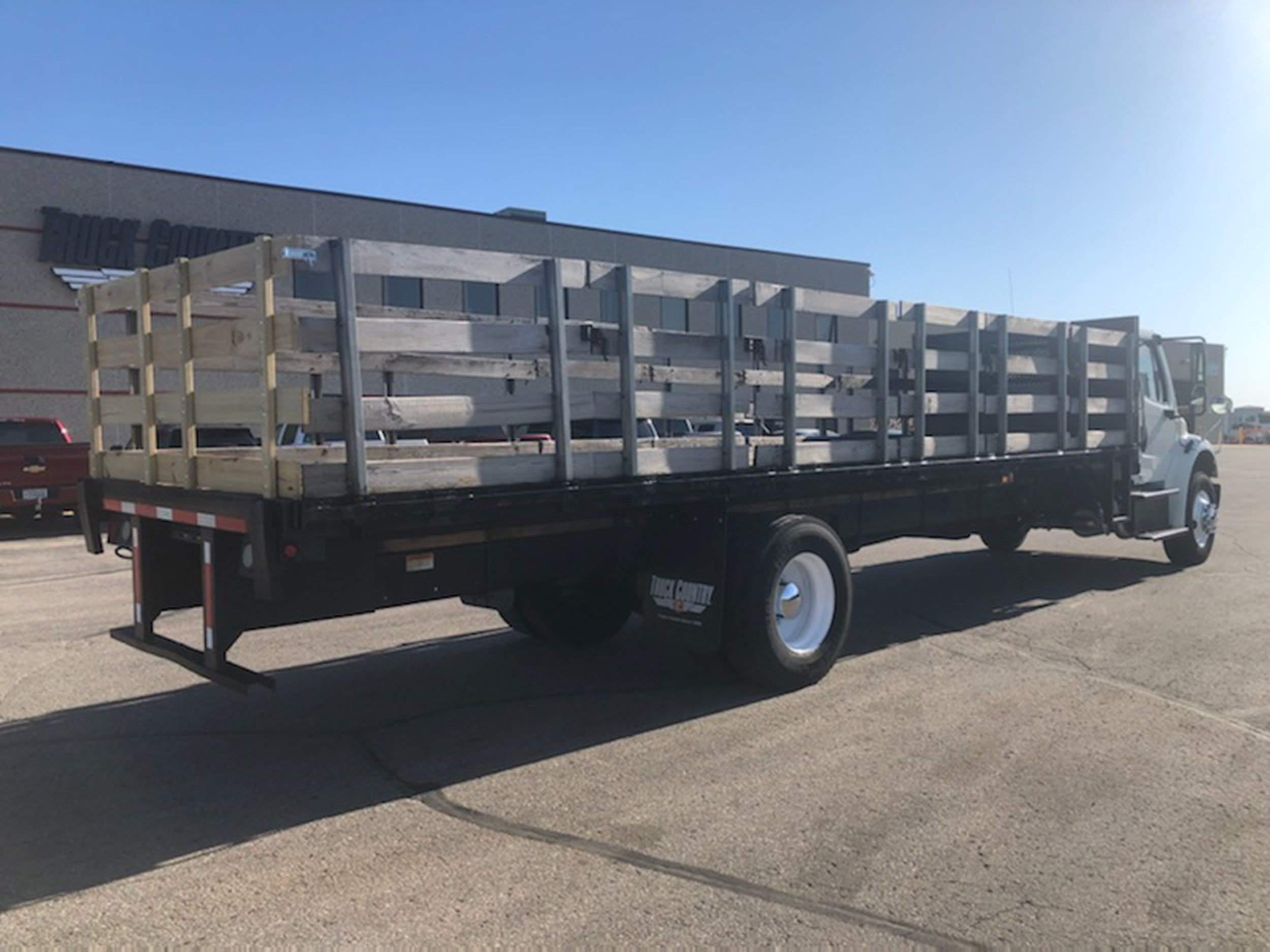 2015 FREIGHTLINER M270 391604-03 2015 FREIGHTLINER M270 391604-03