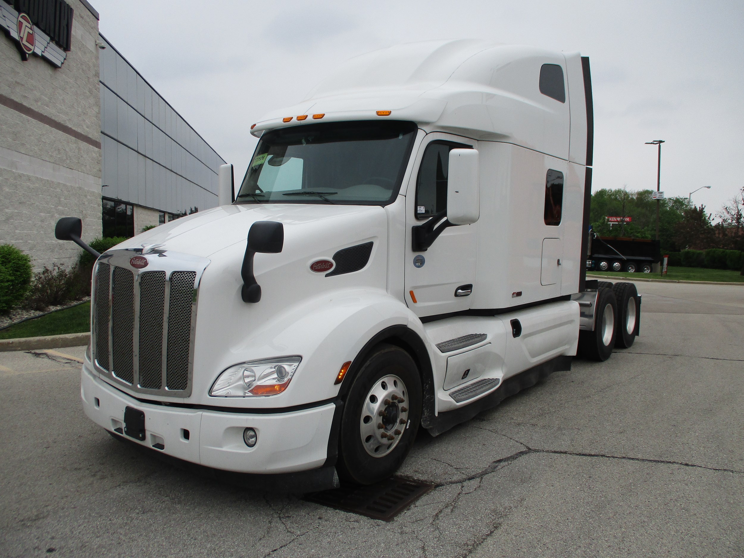 2019 PETERBILT 579 - Truck Country