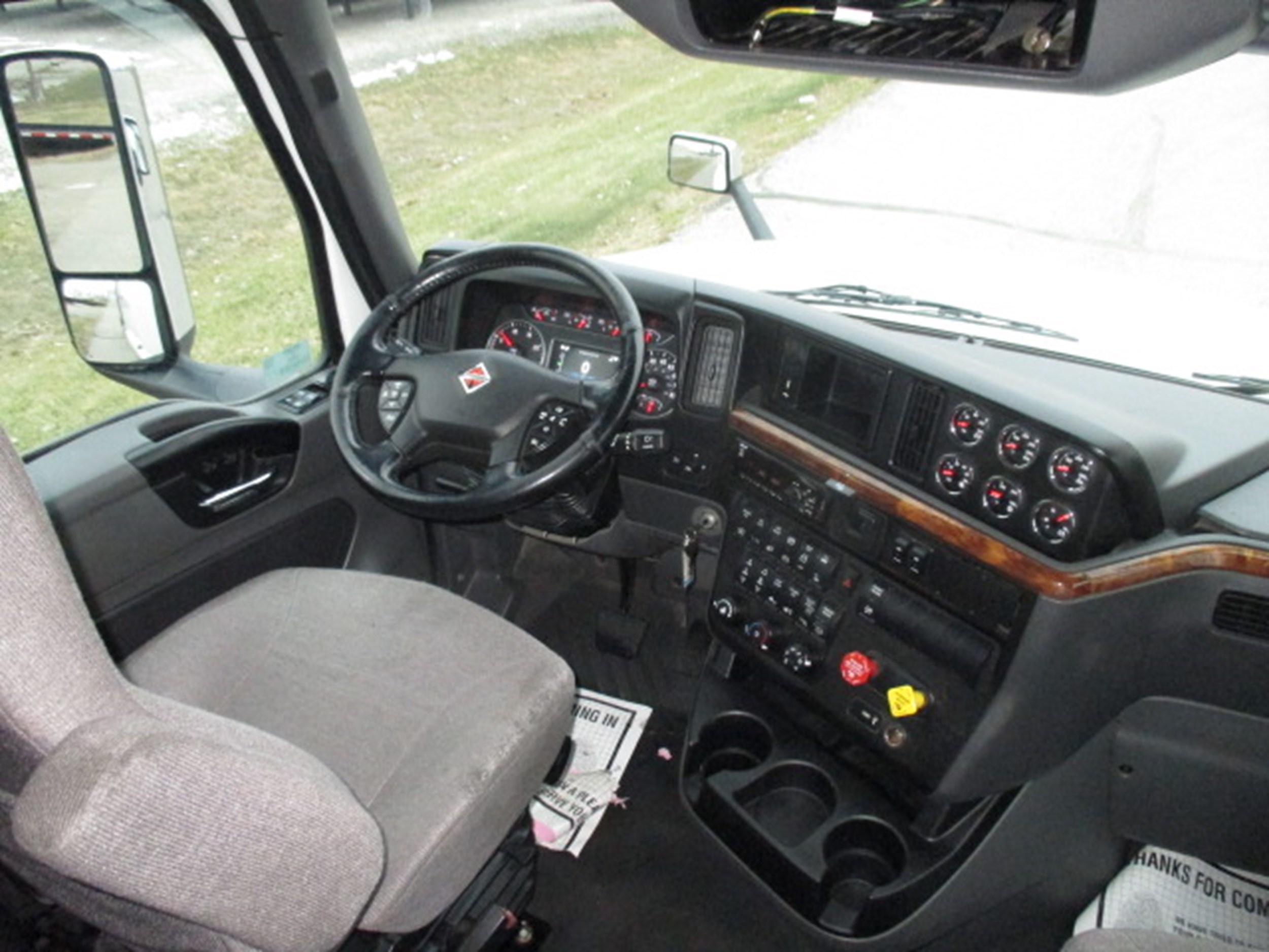 2018 INTERNATIONAL LT625 Truck Country