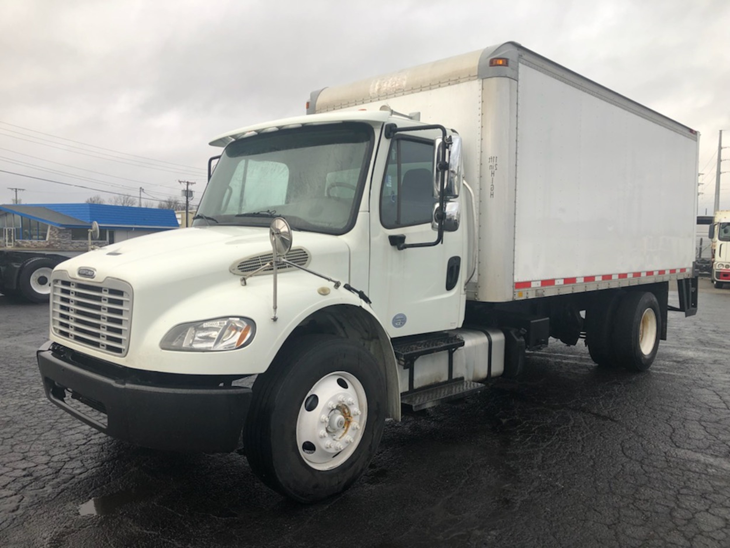 2014 FREIGHTLINER M270 788000-04 2014 FREIGHTLINER M270 788000-04