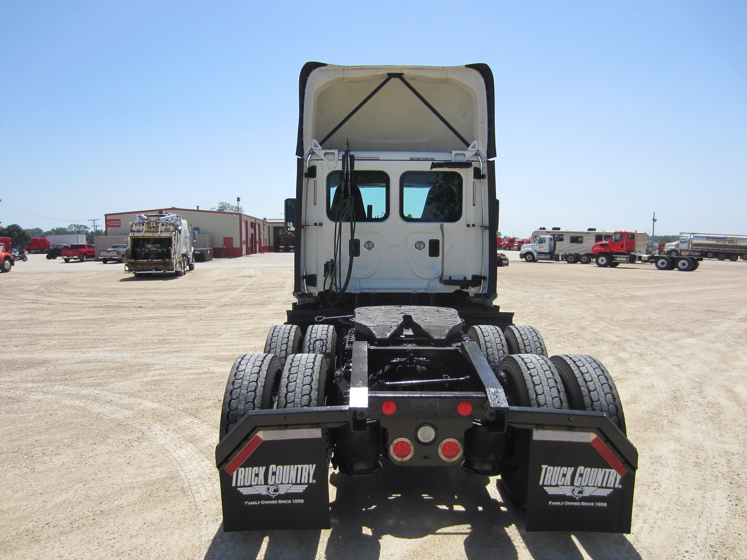 2016 FREIGHTLINER CA125 802093-04 2016 FREIGHTLINER CA125 802093-04