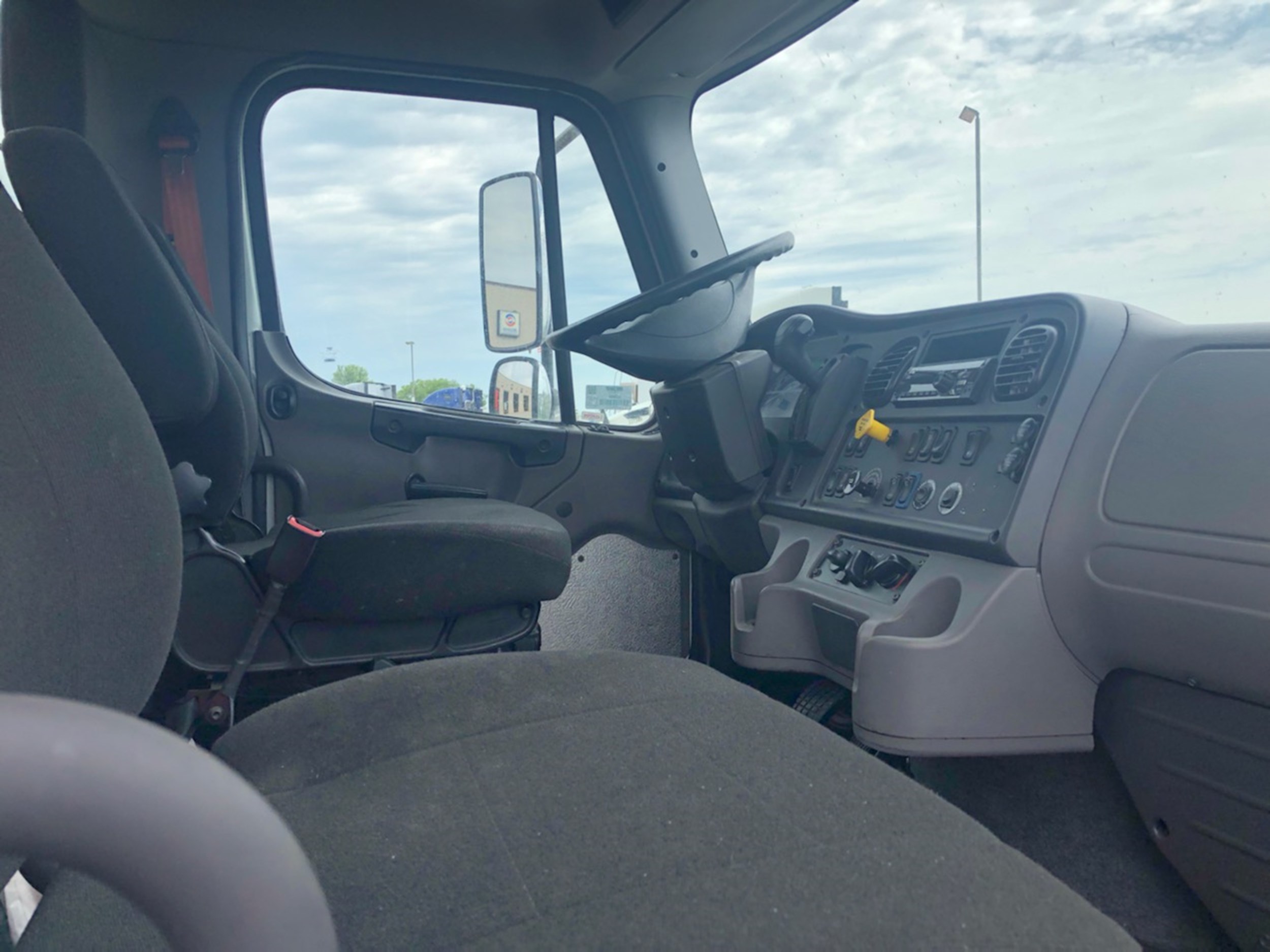 2020 FREIGHTLINER M270 805716-04 2020 FREIGHTLINER M270 805716-04