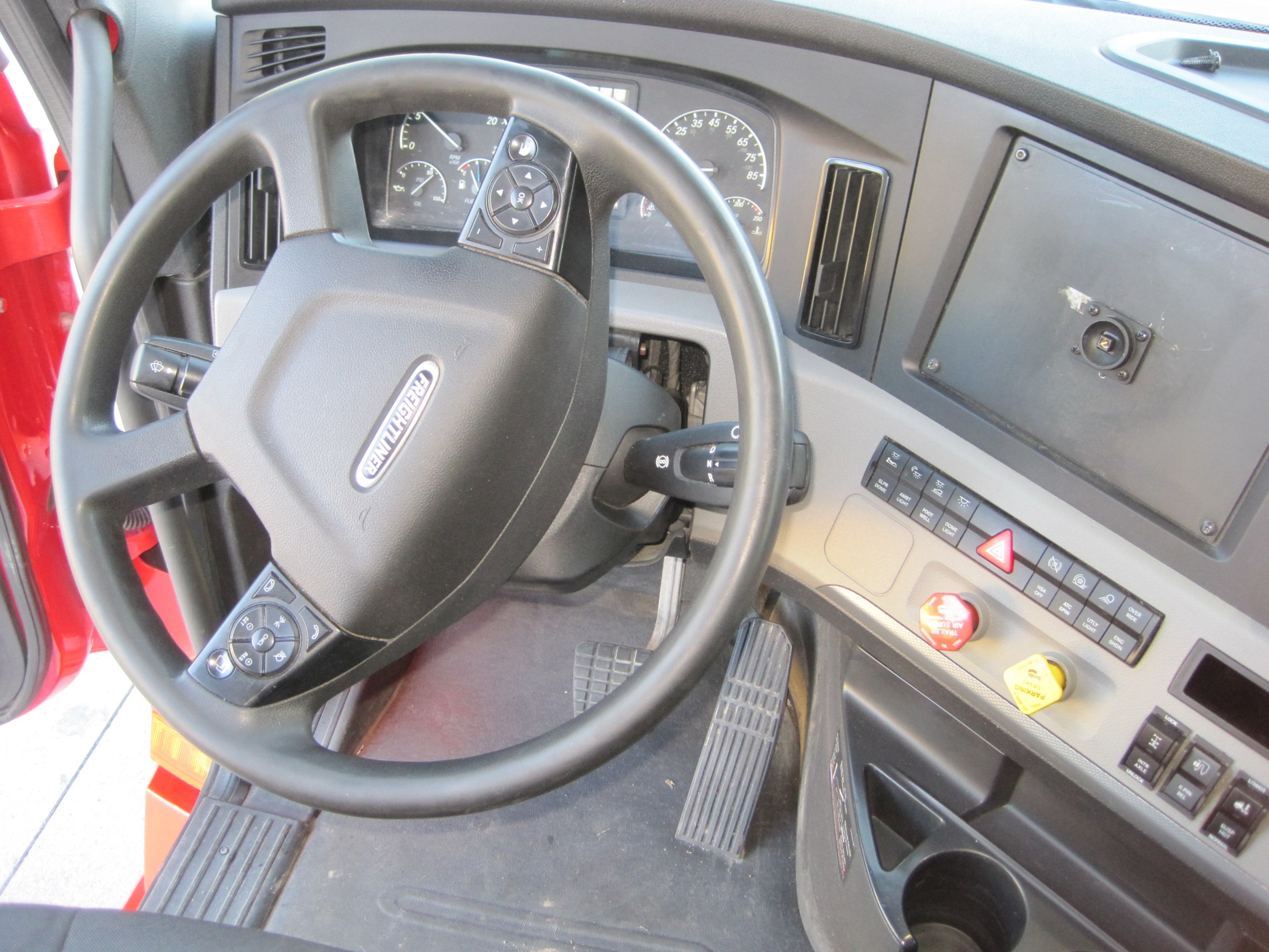 2019 FREIGHTLINER PT126 590967-05 2019 FREIGHTLINER PT126 590967-05