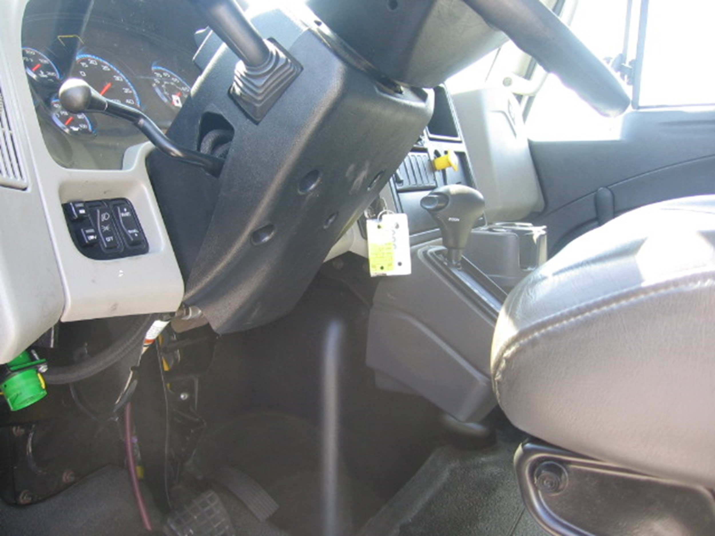 2018 INTERNATIONAL 4300 TRANSMISSION FILTER RESET visual data 6
