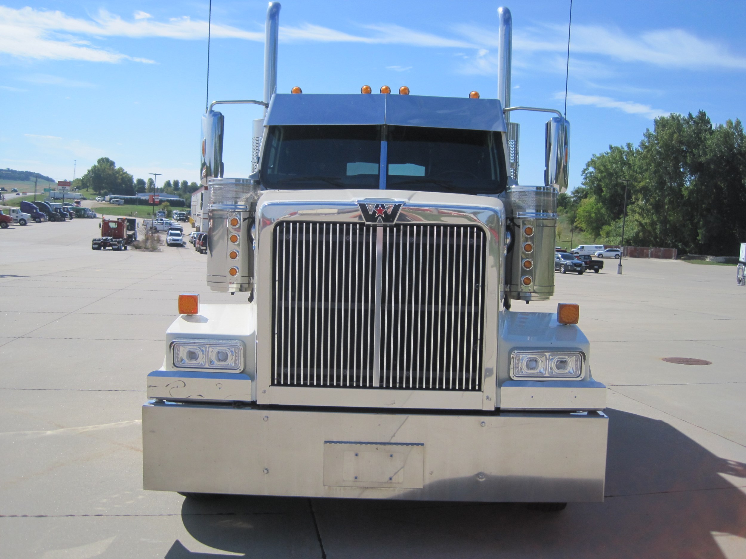 2021 WESTERN STAR 4964EX - Truck Country