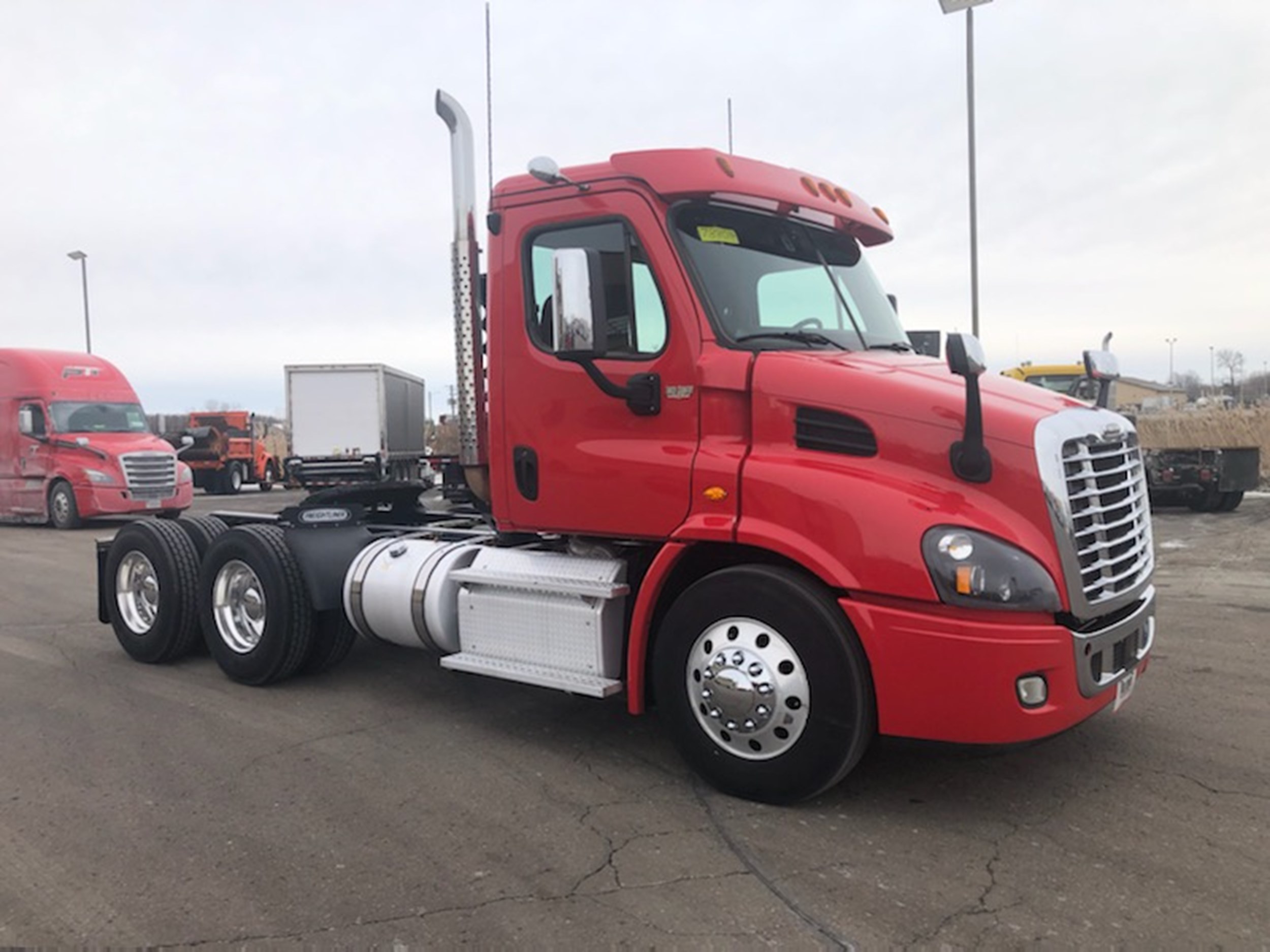 2018 FREIGHTLINER CA113 817643-02 2018 FREIGHTLINER CA113 817643-02