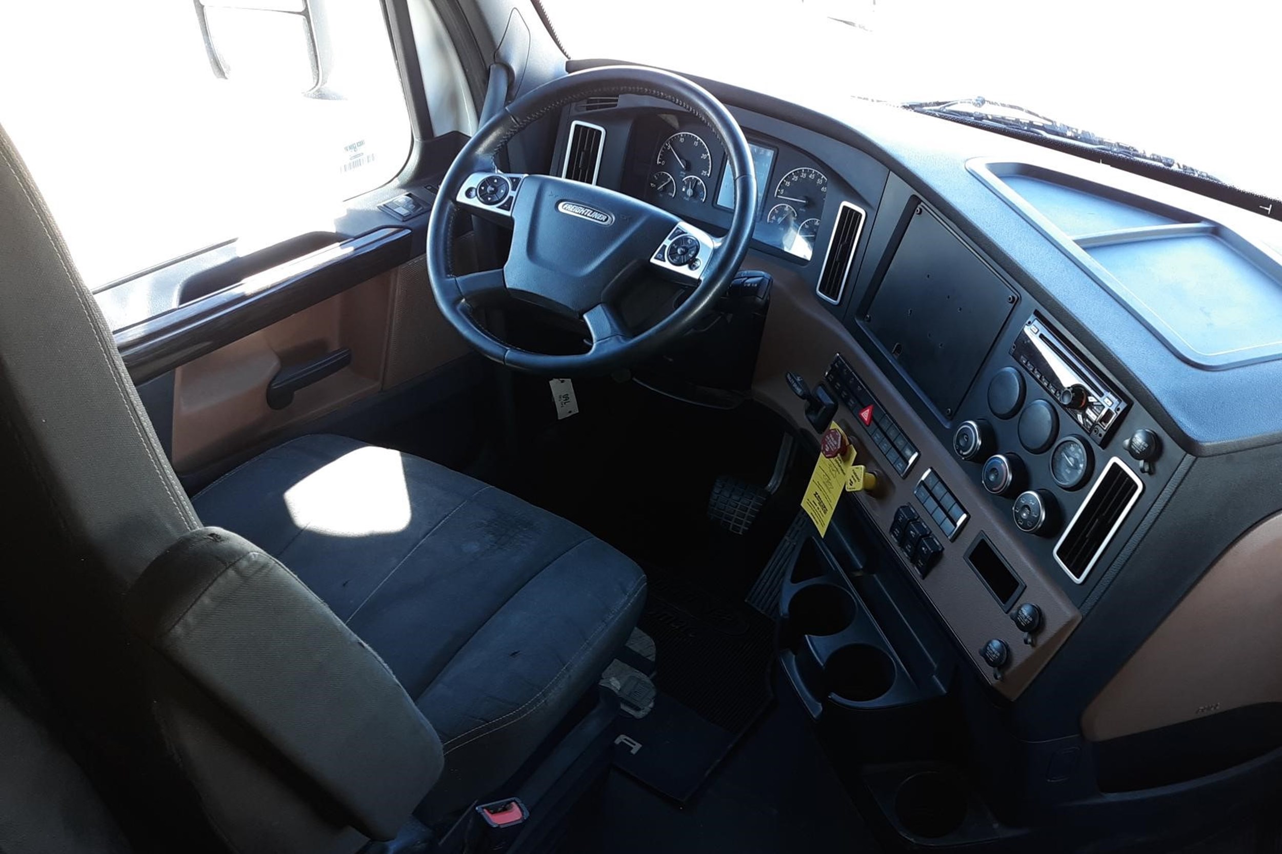 2018 FREIGHTLINER PT126 572113-05 2018 FREIGHTLINER PT126 572113-05