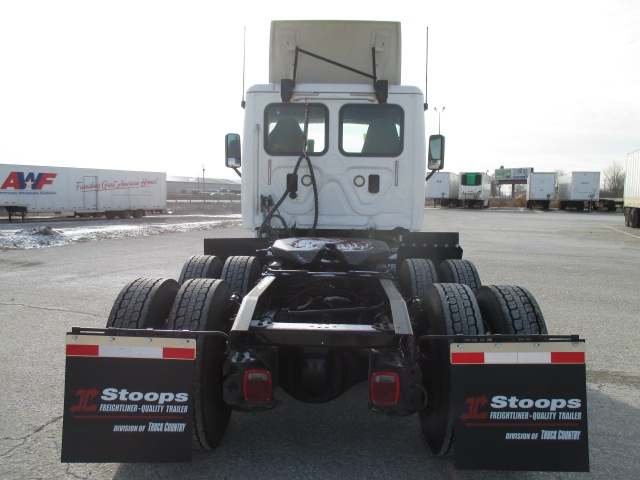 2017 Freightliner CA125 068EX000000Xte7 2017 Freightliner CA125 068EX000000Xte7