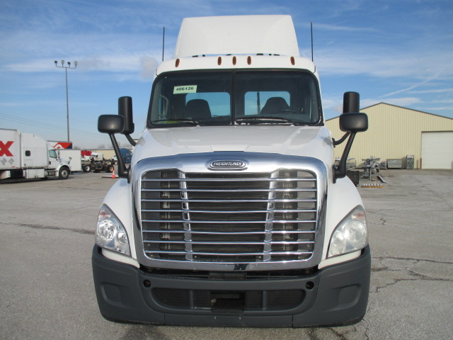 2017 Freightliner CA125 068EX000000XtvE 2017 Freightliner CA125 068EX000000XtvE