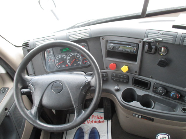 2017 Freightliner CA125 068EX000000Zu9W 2017 Freightliner CA125 068EX000000Zu9W