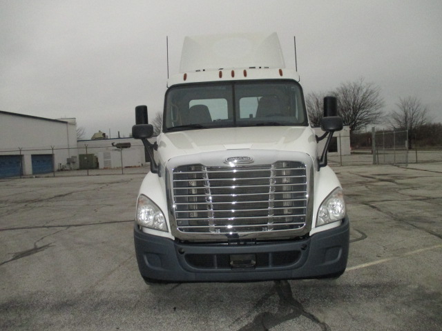 2017 Freightliner CA125 068EX000000aFmI 2017 Freightliner CA125 068EX000000aFmI