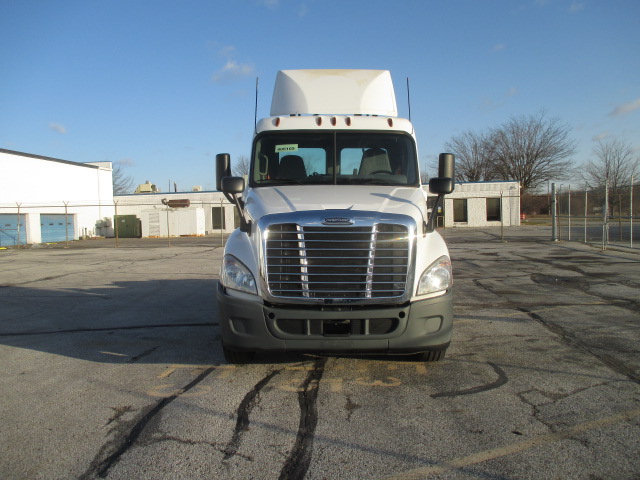 2017 Freightliner CA125 068EX000000aKuF 2017 Freightliner CA125 068EX000000aKuF
