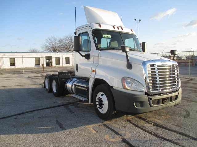 2017 Freightliner CA125 068EX000000aL3j 2017 Freightliner CA125 068EX000000aL3j
