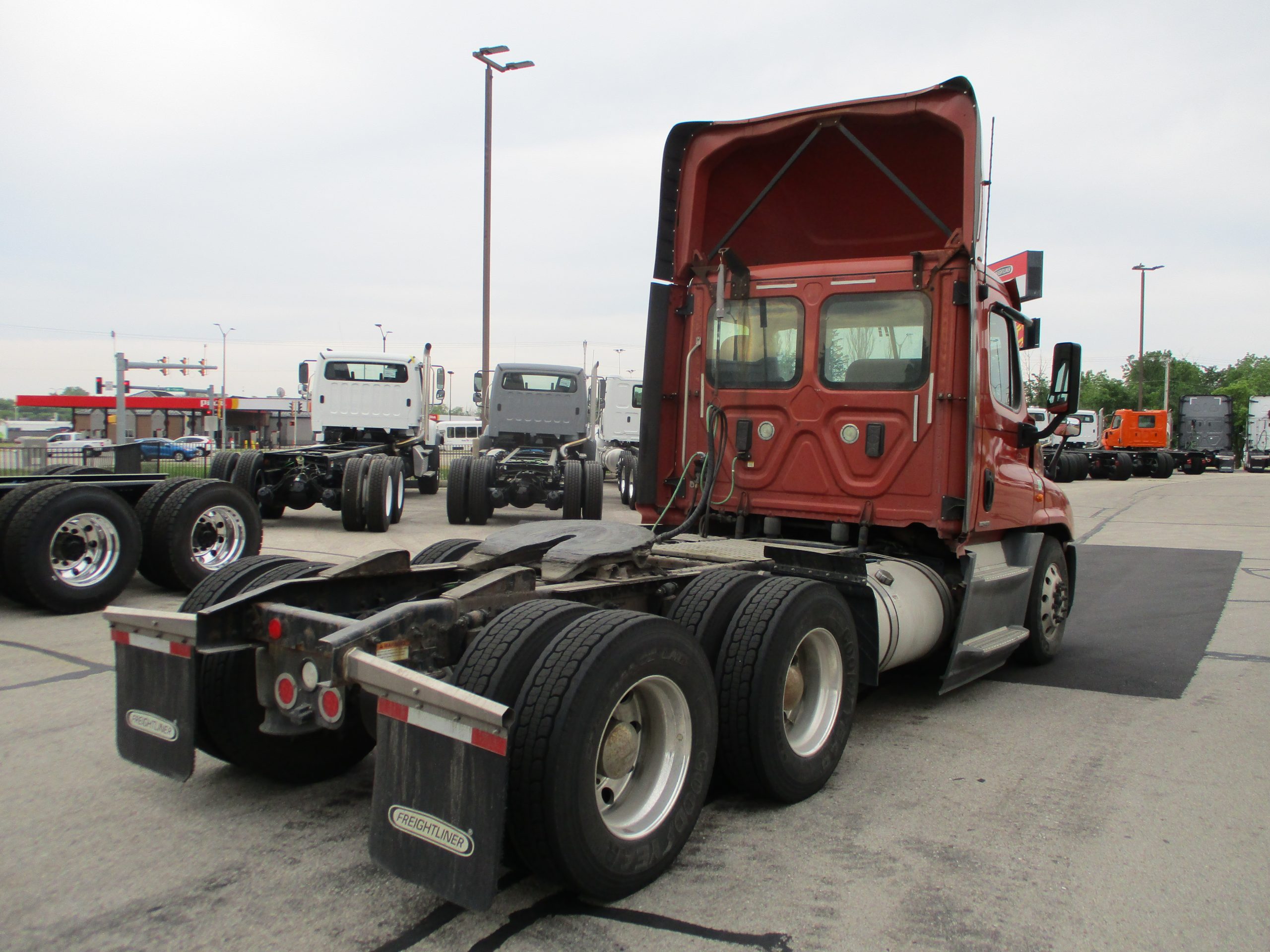 2017 Freightliner CA125 068EX000000s0lU 2017 Freightliner CA125 068EX000000s0lU