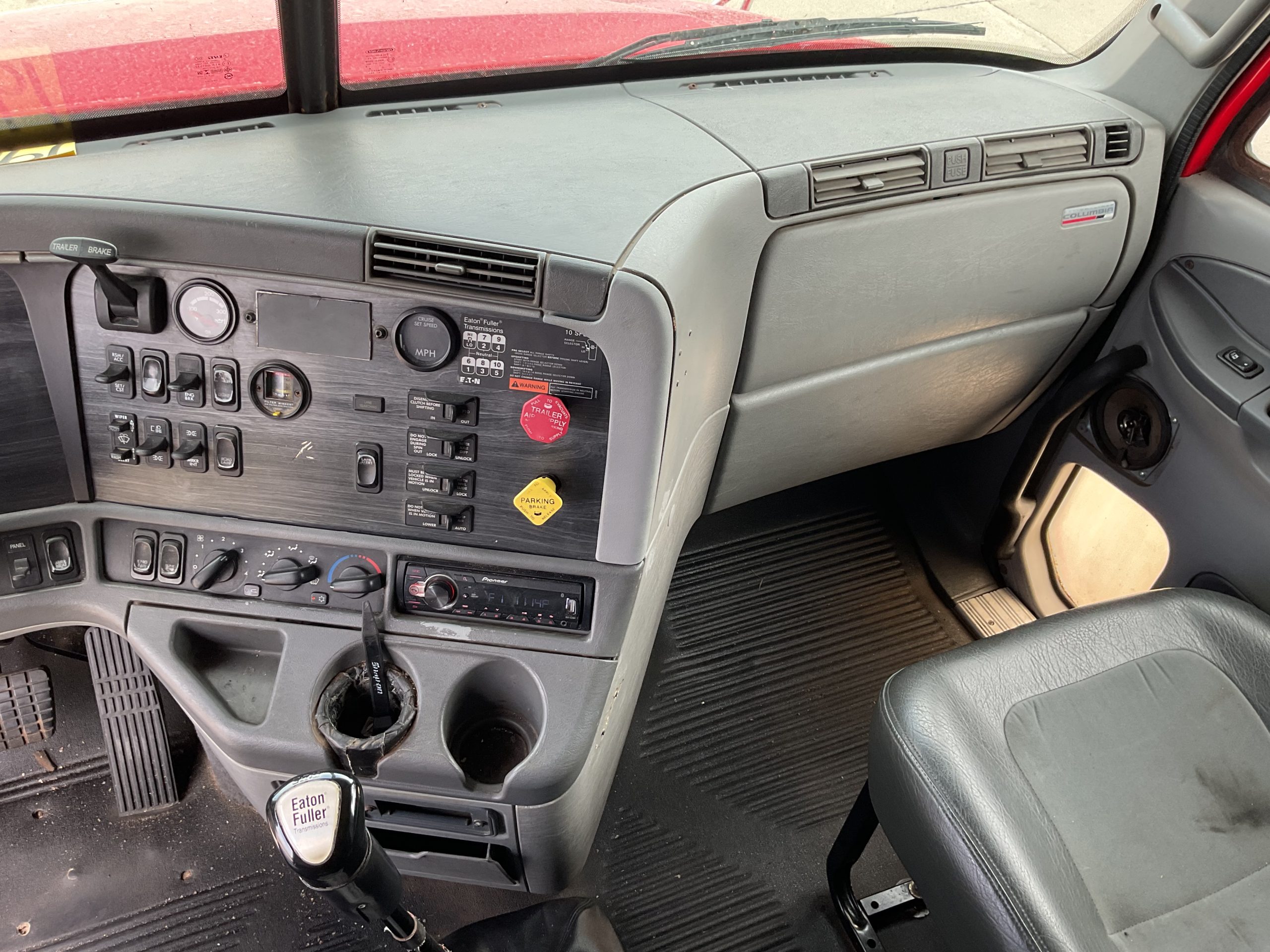 2007 Freightliner CL120 068EX000000s1hR 2007 Freightliner CL120 068EX000000s1hR