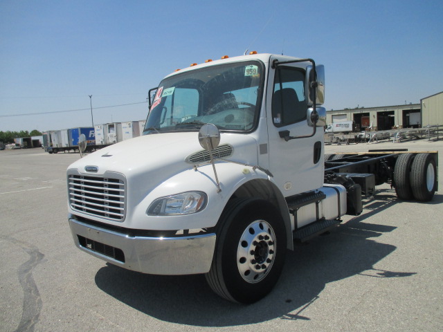 2014 Freightliner M2 106 068EX000000t1Jq 2014 Freightliner M2 106 068EX000000t1Jq