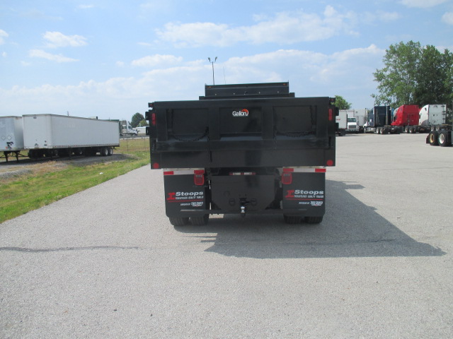 2013 Freightliner M2 106 068EX000000tvCY 2013 Freightliner M2 106 068EX000000tvCY