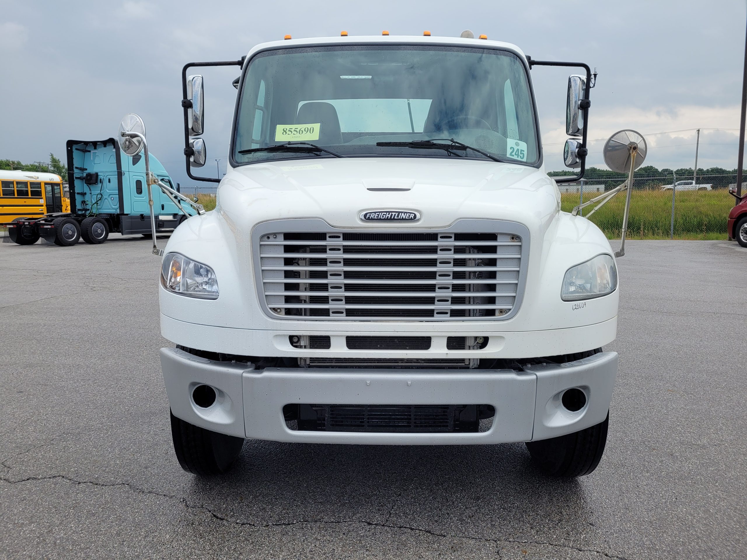 2016 Freightliner M2 106 068EX000000xjMc 2016 Freightliner M2 106 068EX000000xjMc