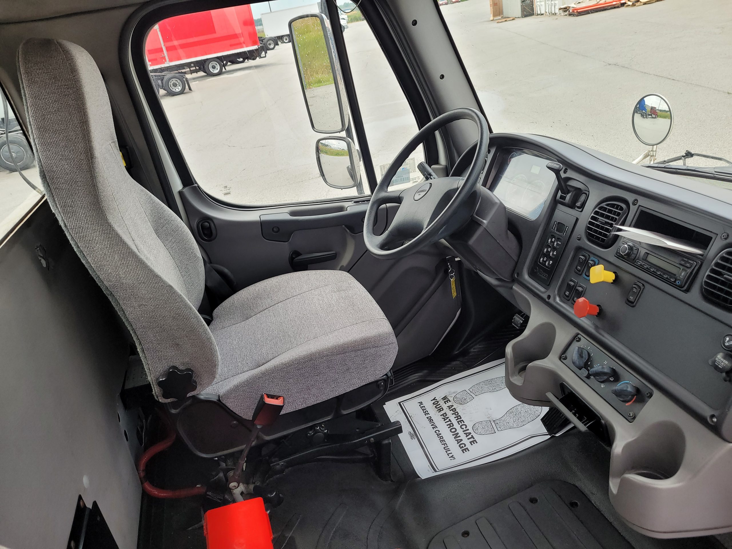 2016 Freightliner M2 106 068EX000000xkBJ 2016 Freightliner M2 106 068EX000000xkBJ
