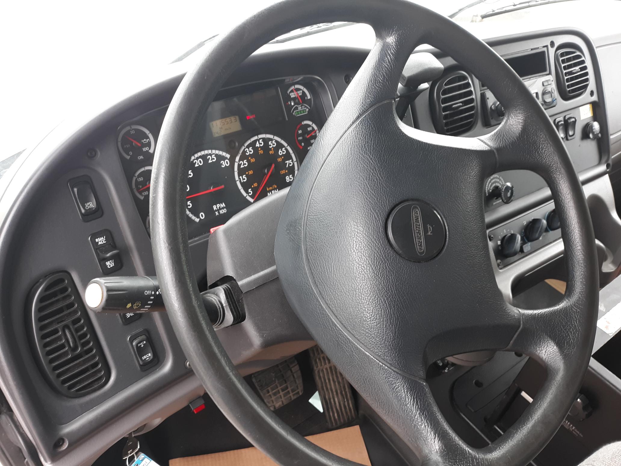 2014 Freightliner M2 106 068EX000000xmFb 2014 Freightliner M2 106 068EX000000xmFb