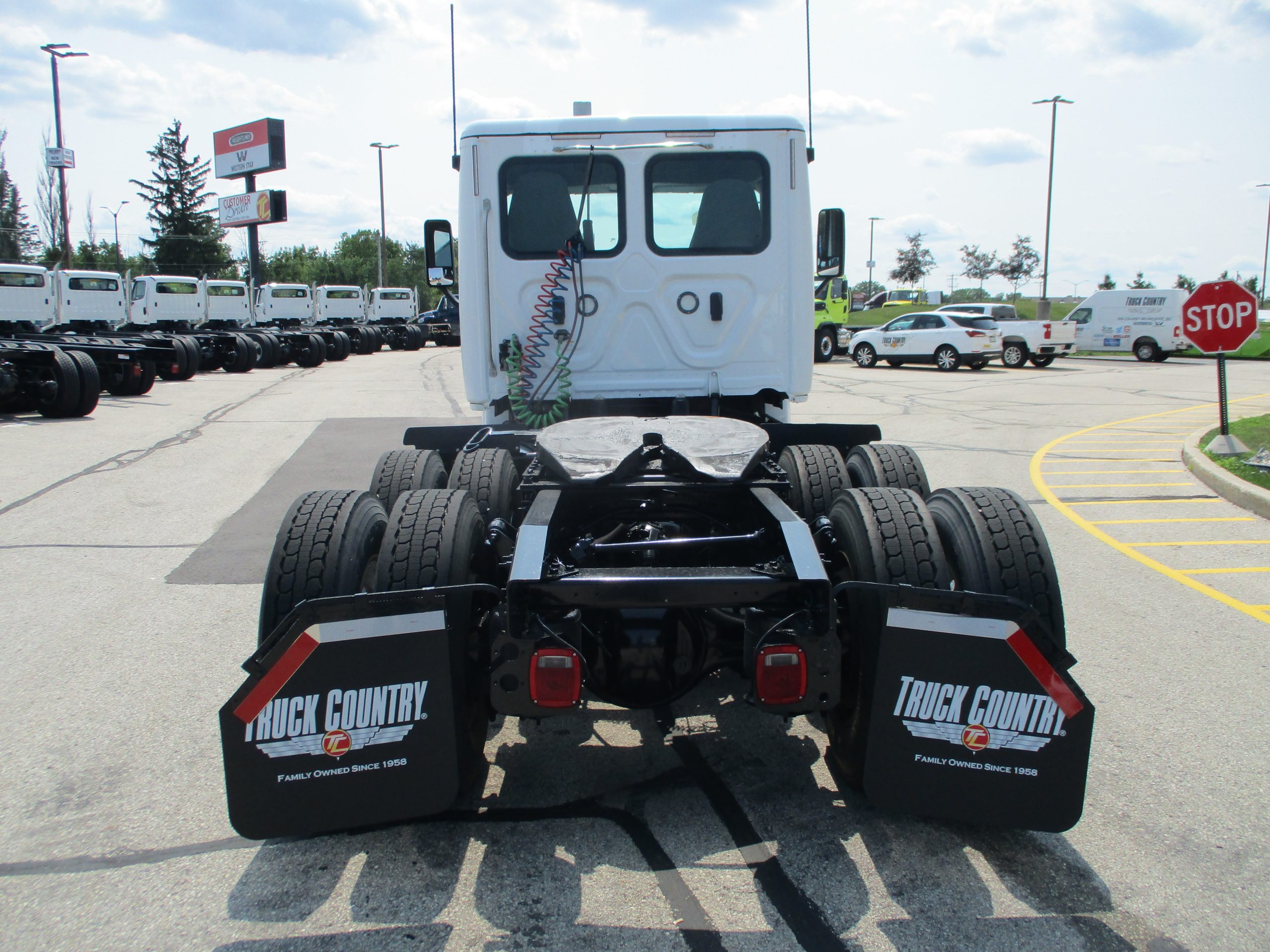 2018 Freightliner CA125 068EX0000018Trr 2018 Freightliner CA125 068EX0000018Trr