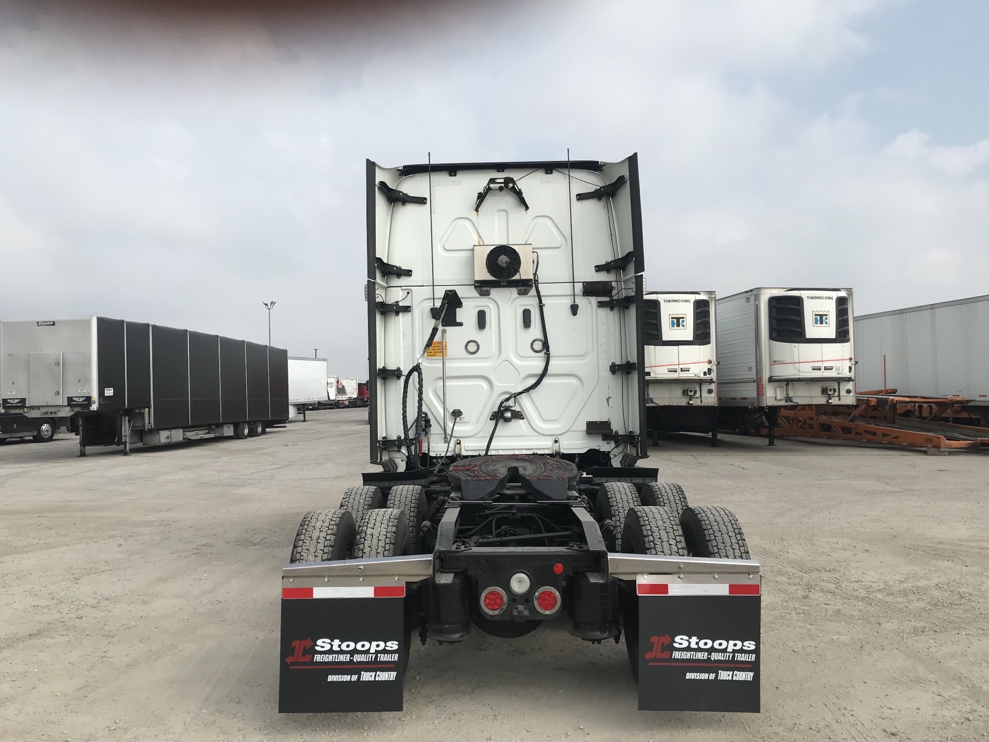 2018 Freightliner EVO 068EX000001G05x 2018 Freightliner EVO 068EX000001G05x