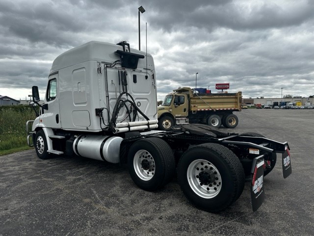 2017 Freightliner CA113 068EX000001L6Fy 2017 Freightliner CA113 068EX000001L6Fy