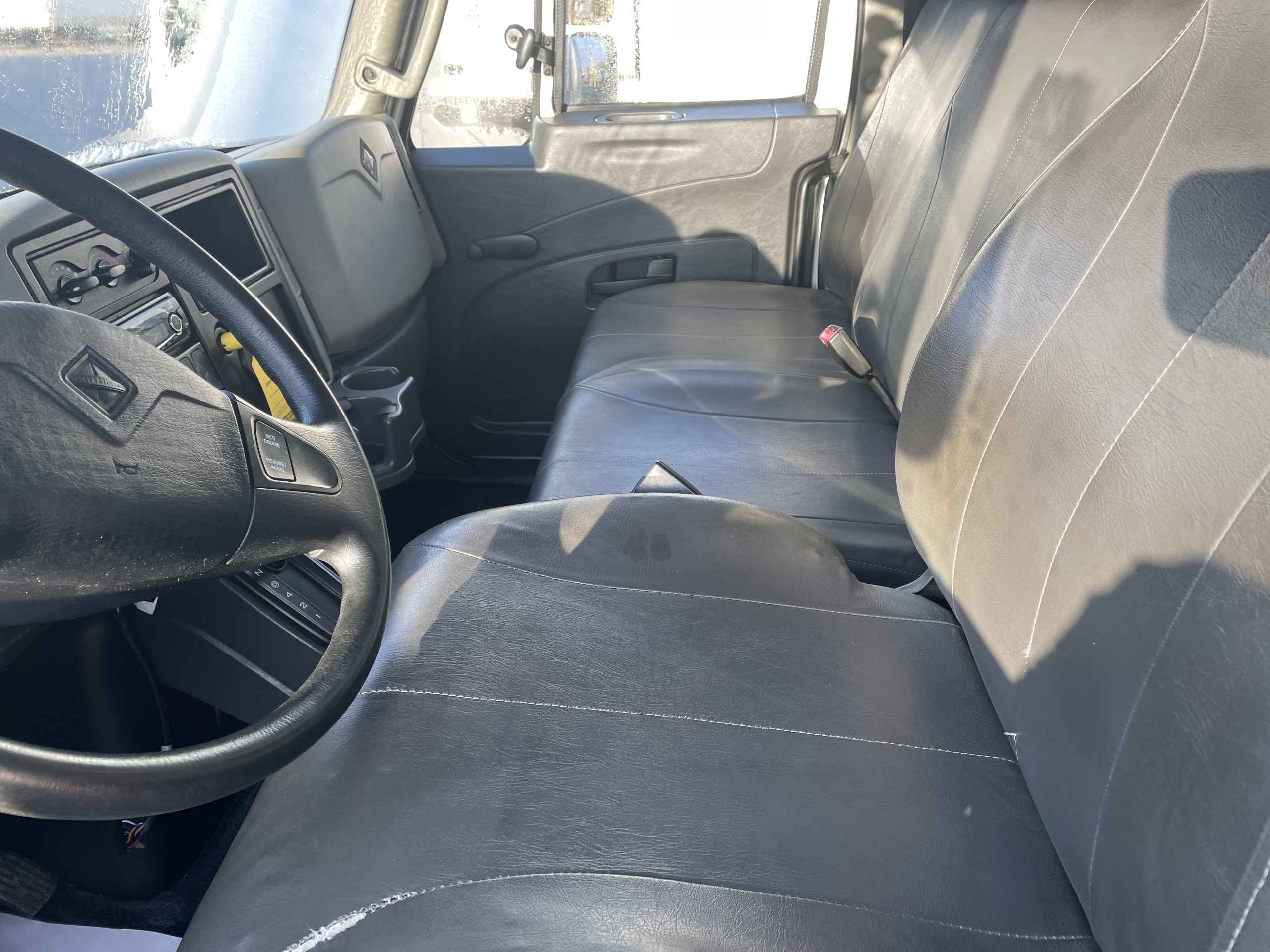2017 International 4300 068EX000001UGLg 2017 International 4300 068EX000001UGLg