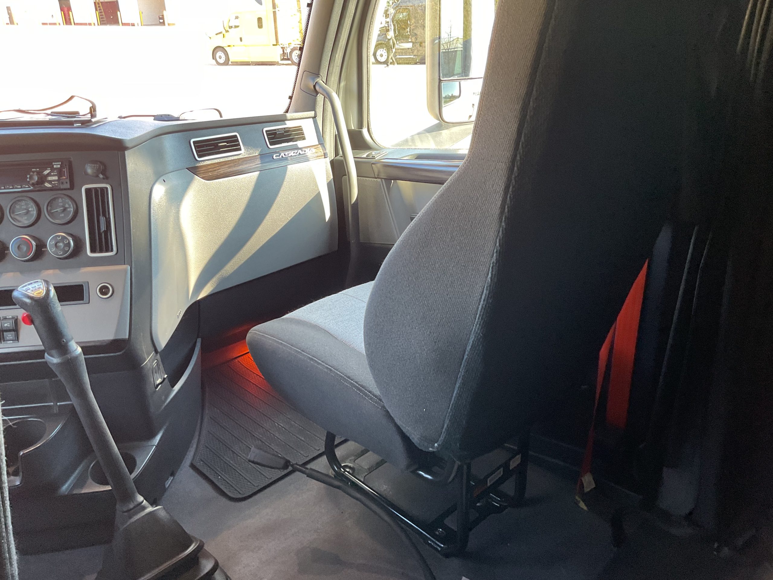2022 Freightliner PE116 068EX000001YI7i 2022 Freightliner PE116 068EX000001YI7i