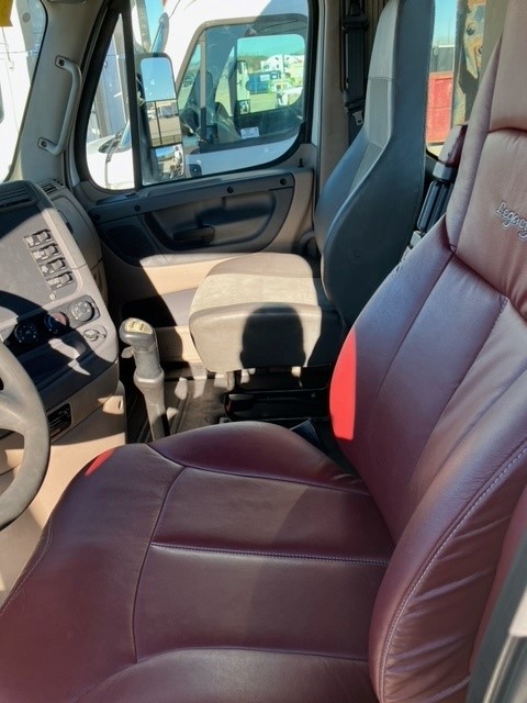 2013 Freightliner CA113 068EX000001fDS0 2013 Freightliner CA113 068EX000001fDS0