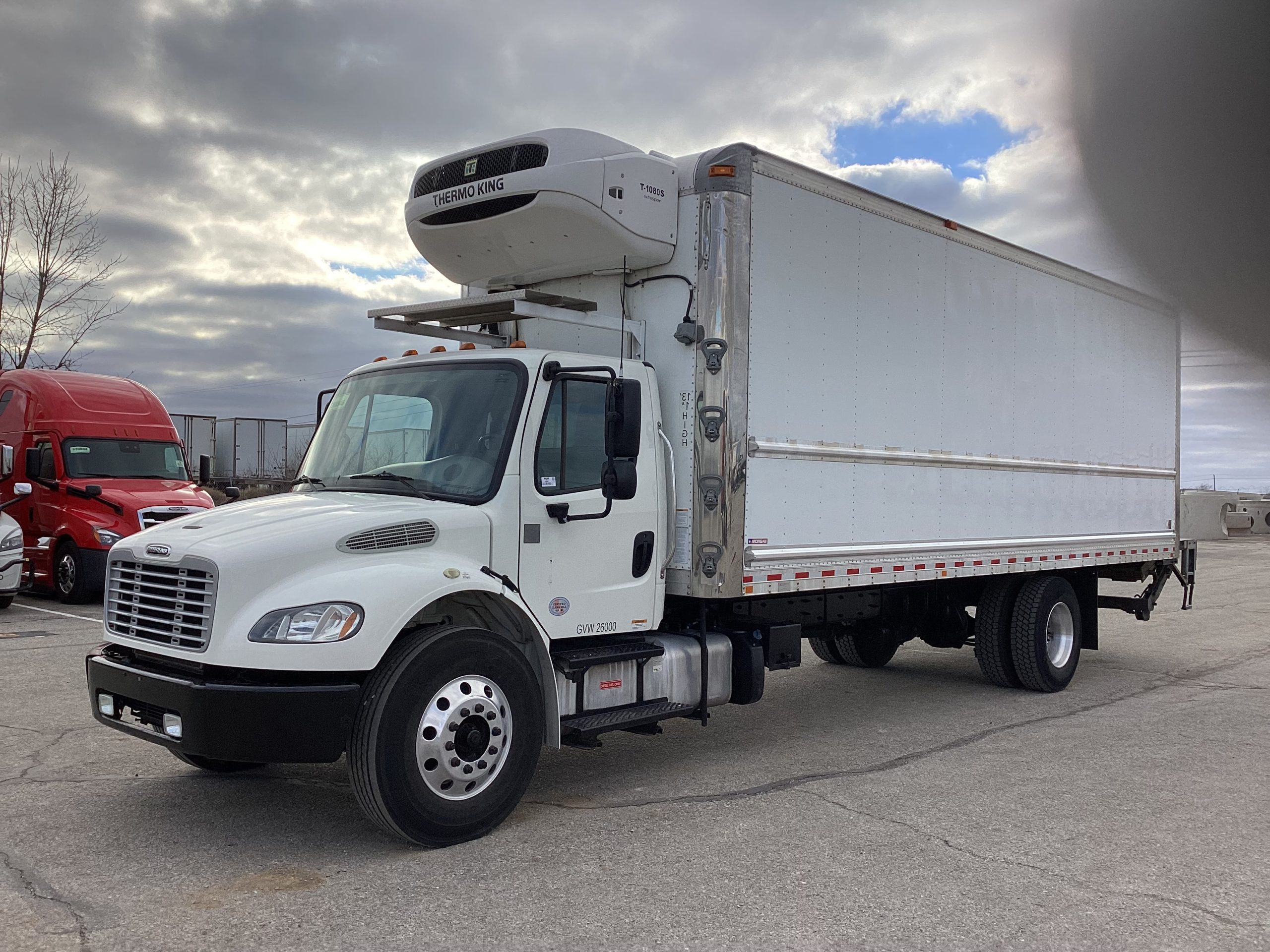 2018 Freightliner M2 106 068EX000001imAE 2018 Freightliner M2 106 068EX000001imAE