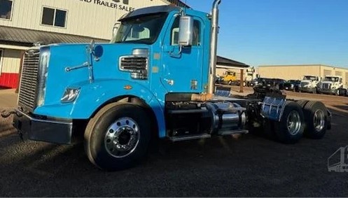 2017 Freightliner 122SD 068EX000001kzP8 2017 Freightliner 122SD 068EX000001kzP8