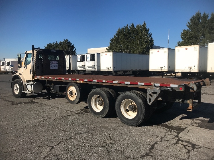 2006 Freightliner M2112 068PM000005hO7U 2006 Freightliner M2112 068PM000005hO7U