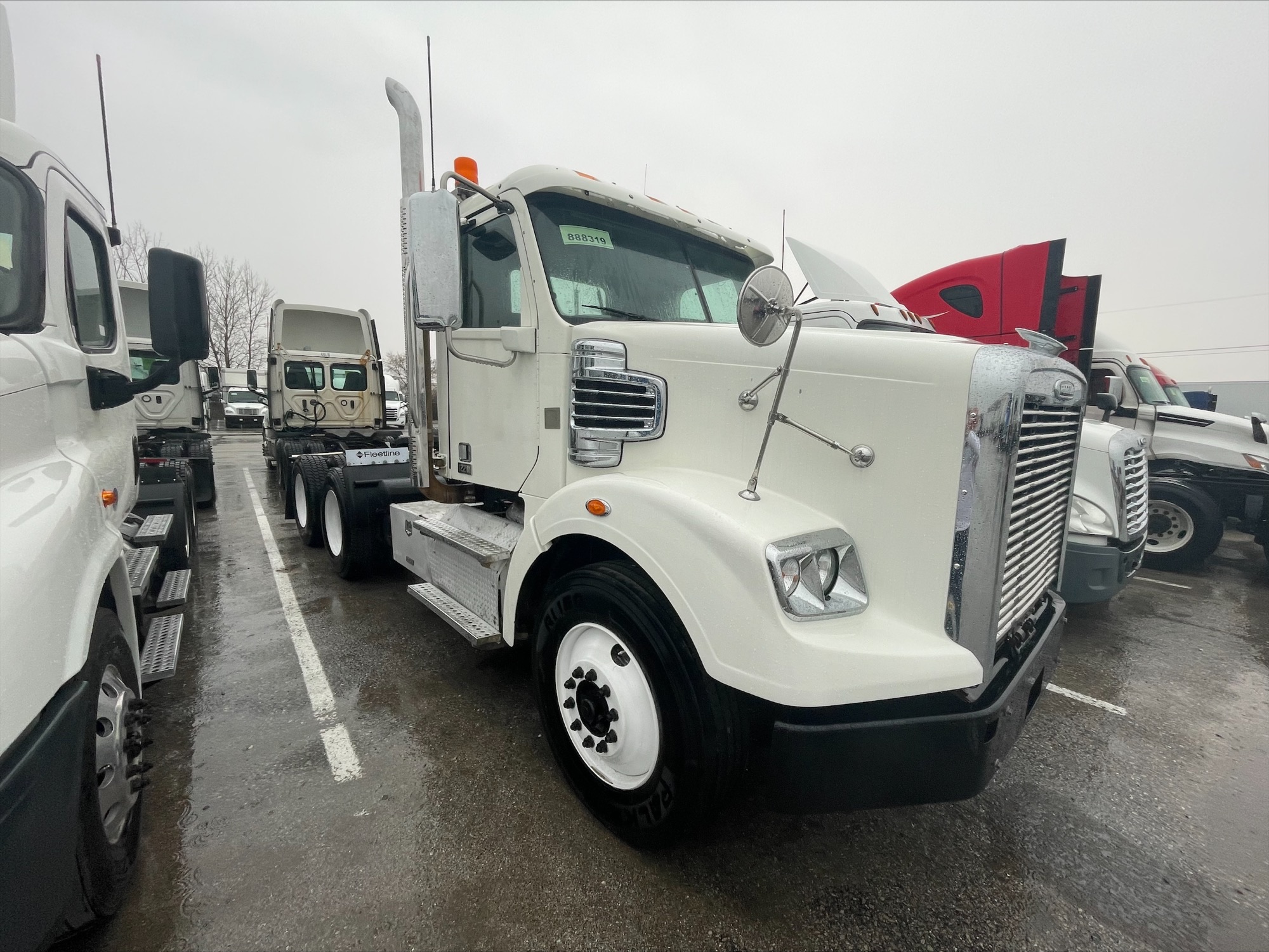 2016 Freightliner 122SD 068PM0000068j4Z 2016 Freightliner 122SD 068PM0000068j4Z