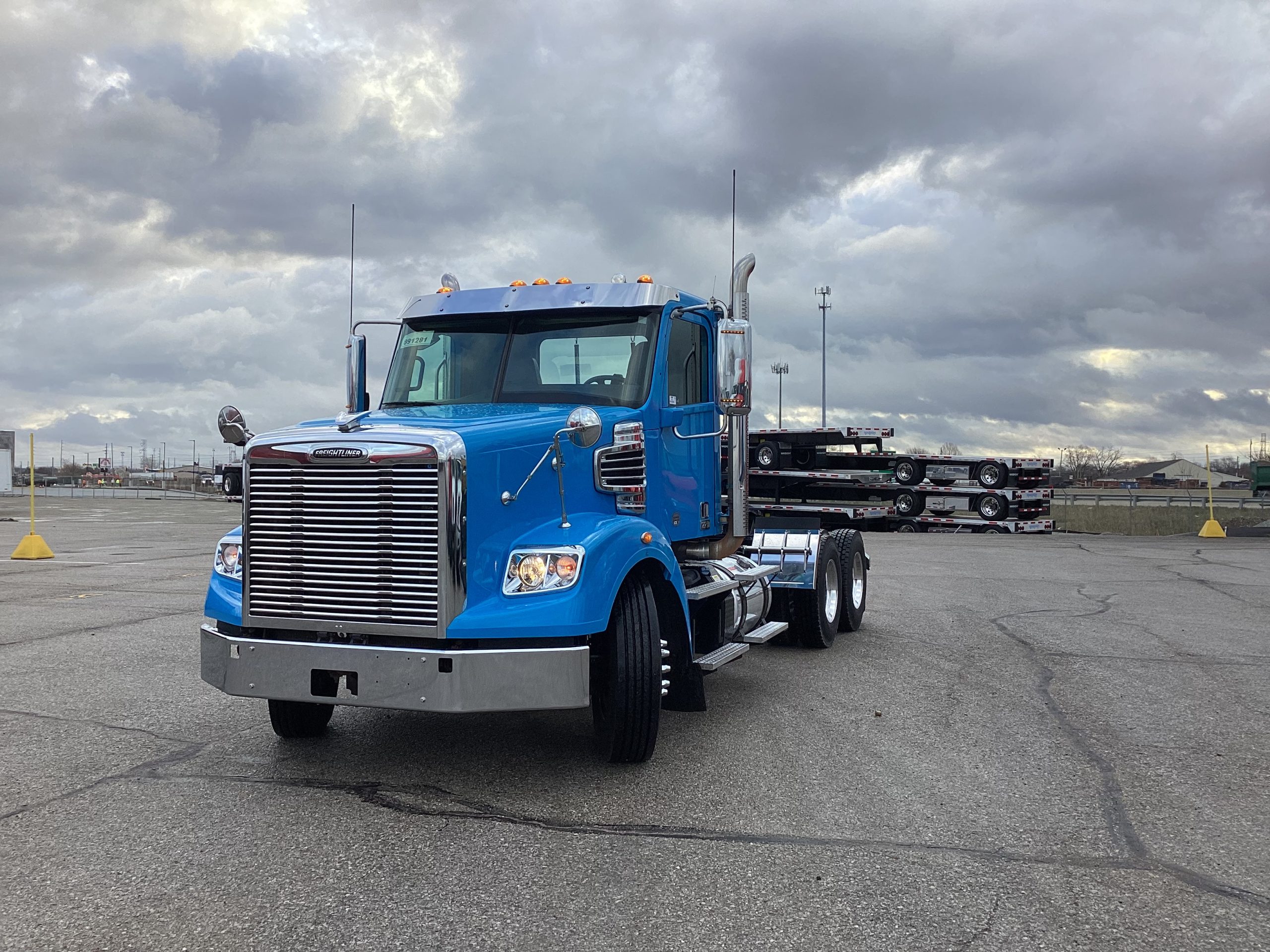 2017 Freightliner 122SD 068PM000007uyAM 2017 Freightliner 122SD 068PM000007uyAM
