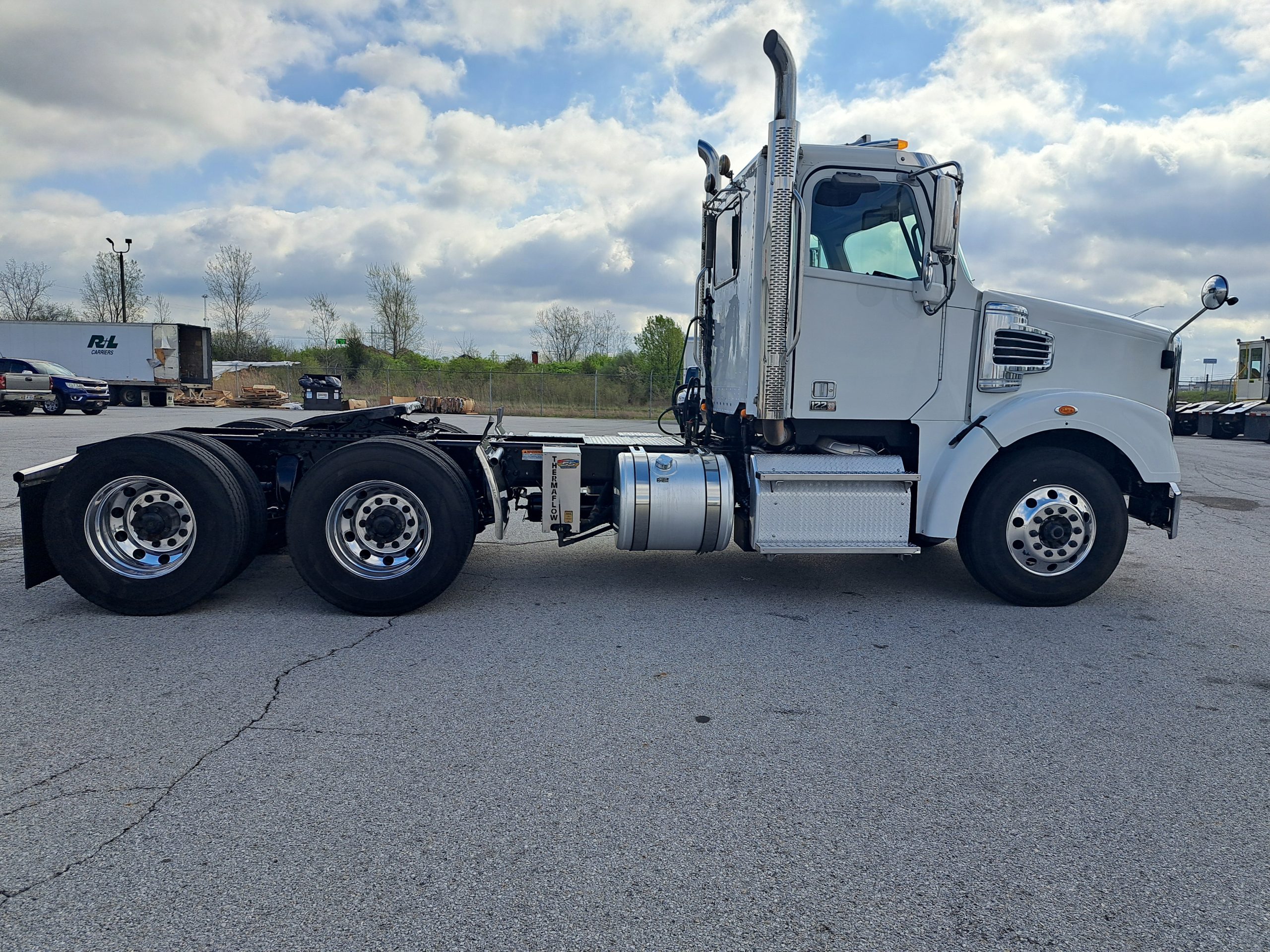 2018 Freightliner 122SD 068PM000009YcSR 2018 Freightliner 122SD 068PM000009YcSR