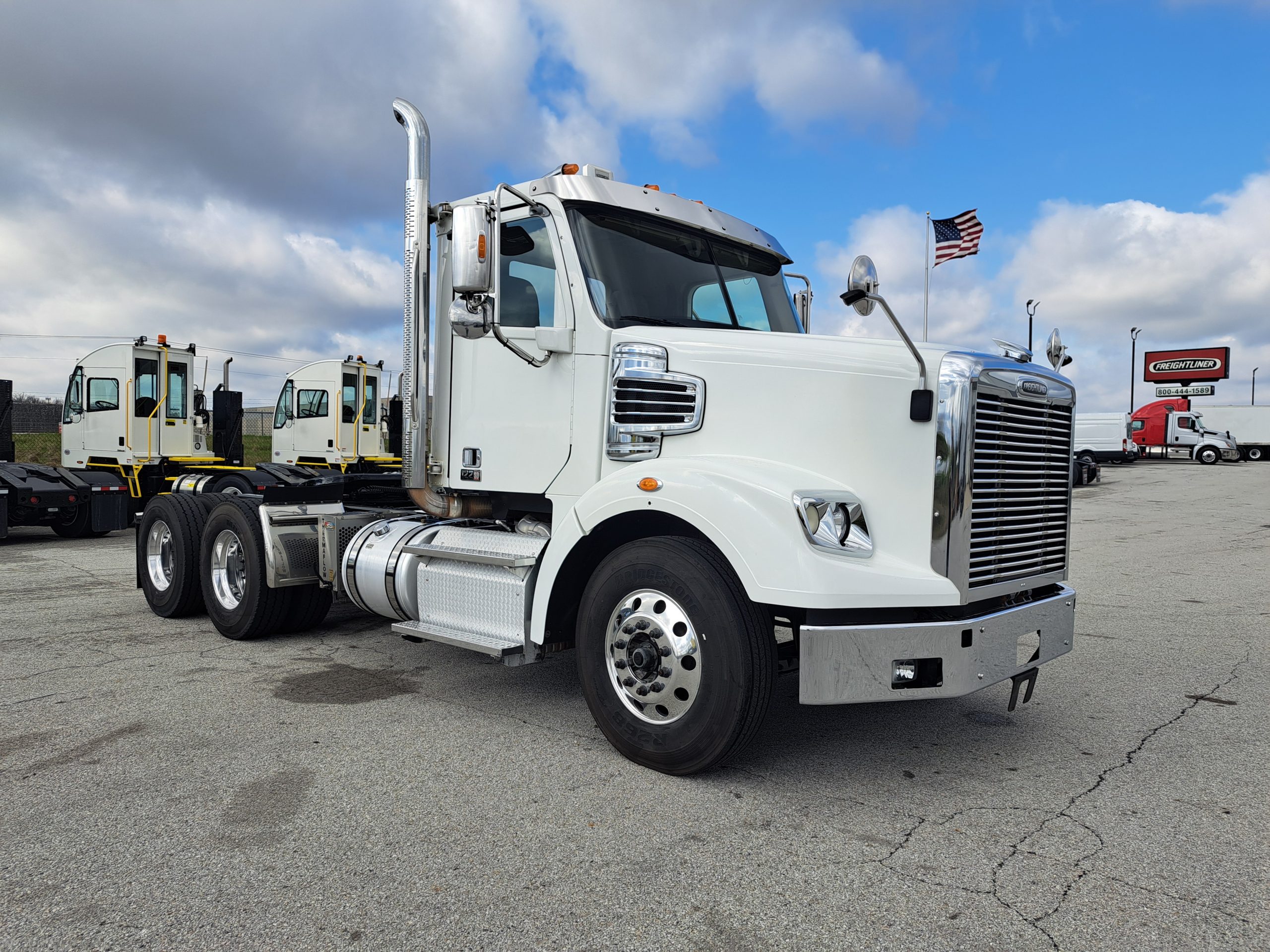 2018 Freightliner 122SD 068PM000009YtHw 2018 Freightliner 122SD 068PM000009YtHw