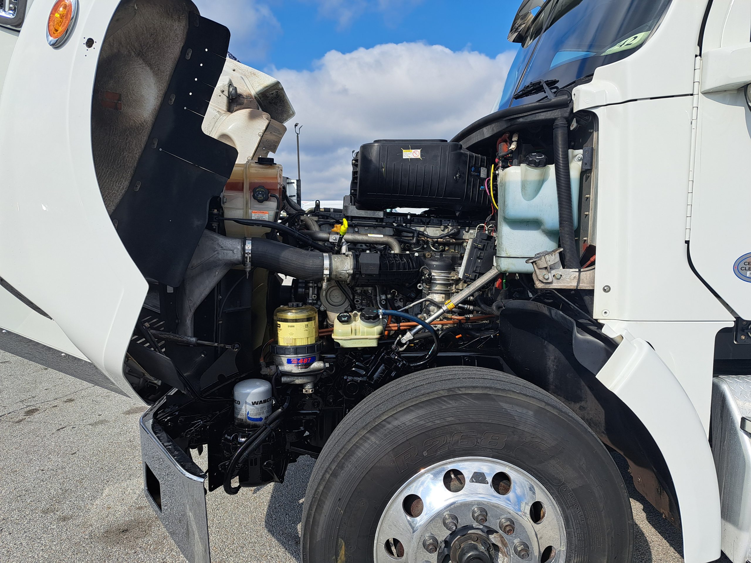 2018 Freightliner 122SD 068PM000009Z6DT 2018 Freightliner 122SD 068PM000009Z6DT