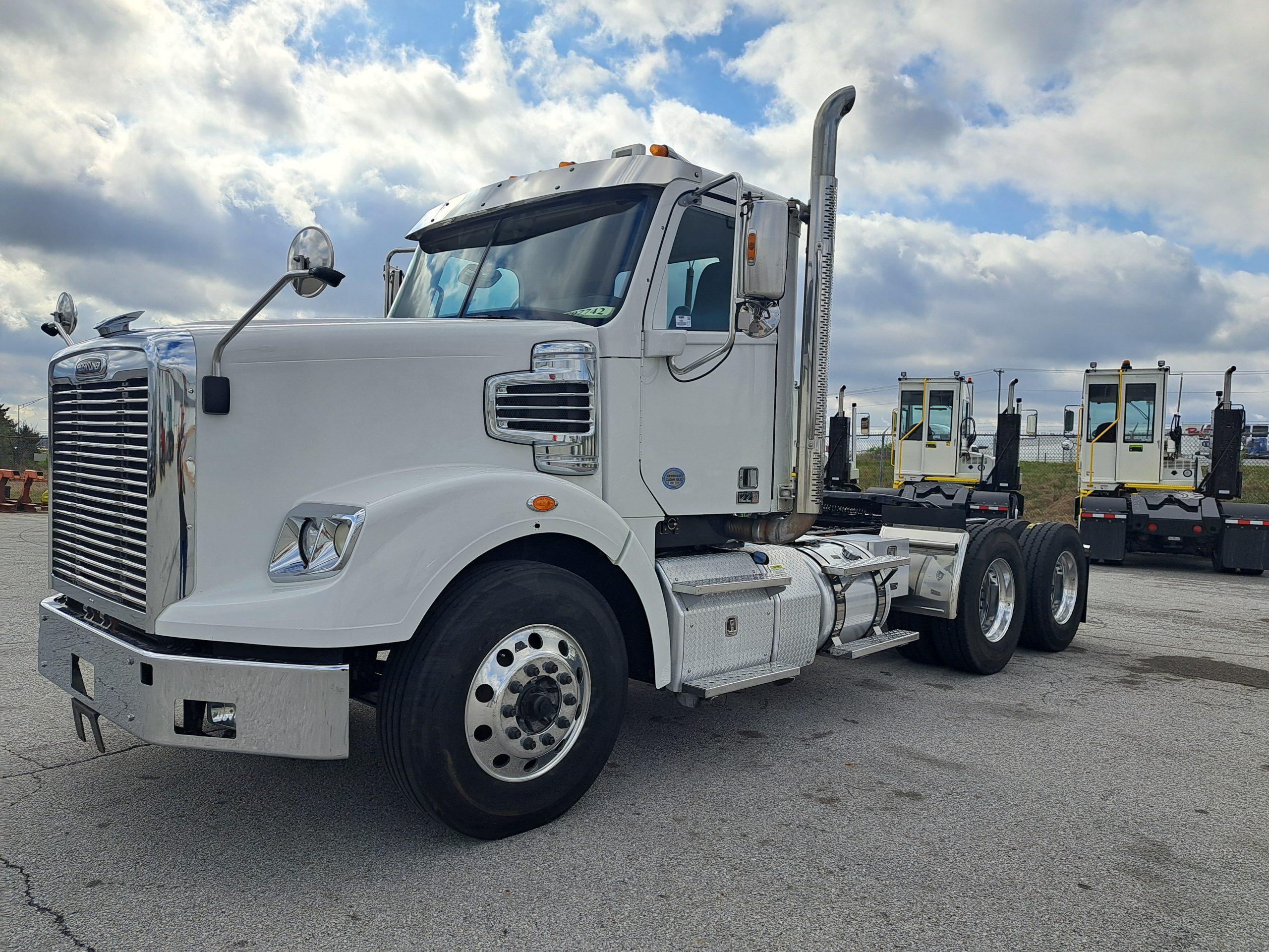 2018 Freightliner 122SD 068PM000009Z6rn 2018 Freightliner 122SD 068PM000009Z6rn