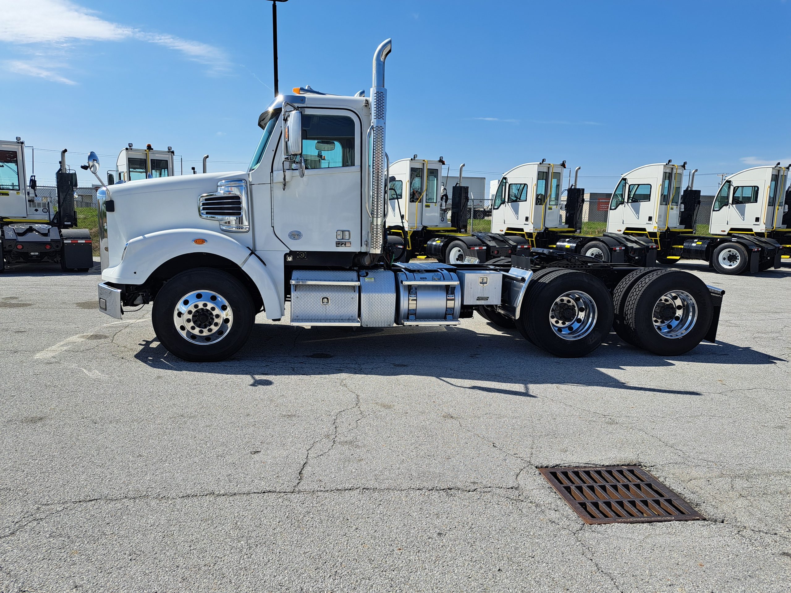 2018 Freightliner 122SD 068PM00000AbMa9 2018 Freightliner 122SD 068PM00000AbMa9