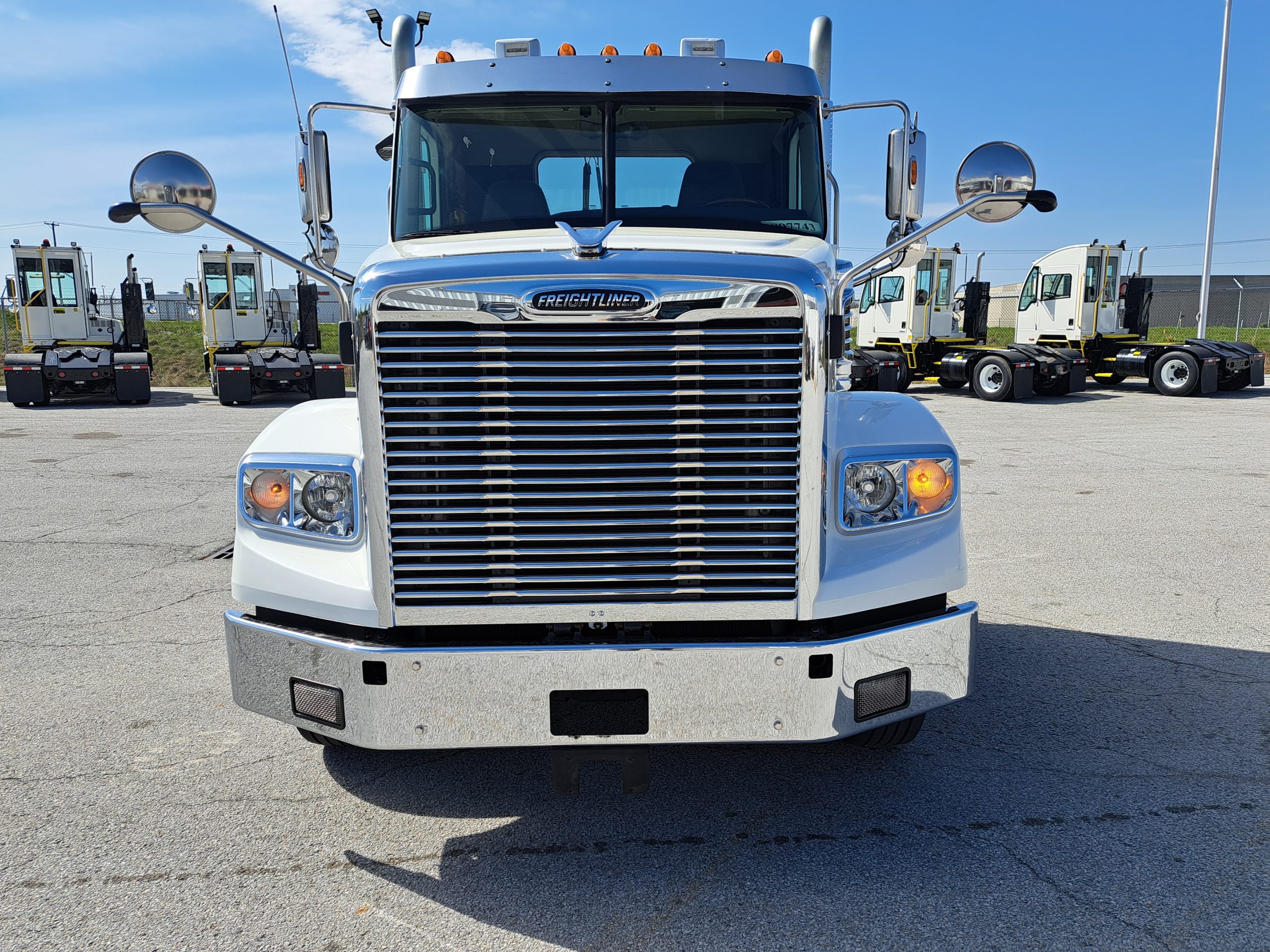2018 Freightliner 122SD 068PM00000AbgKJ 2018 Freightliner 122SD 068PM00000AbgKJ