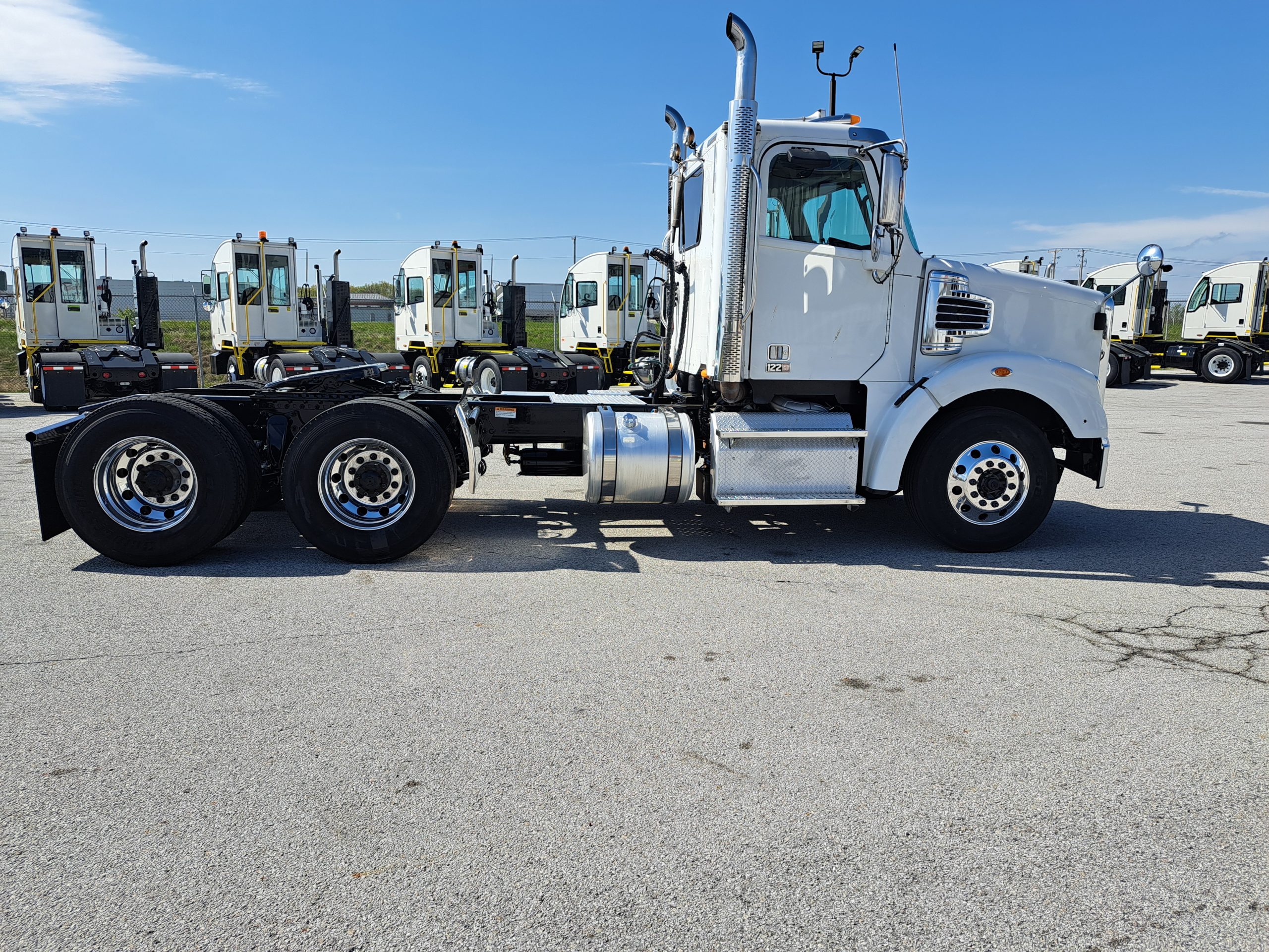 2018 Freightliner 122SD 068PM00000Abi18 2018 Freightliner 122SD 068PM00000Abi18