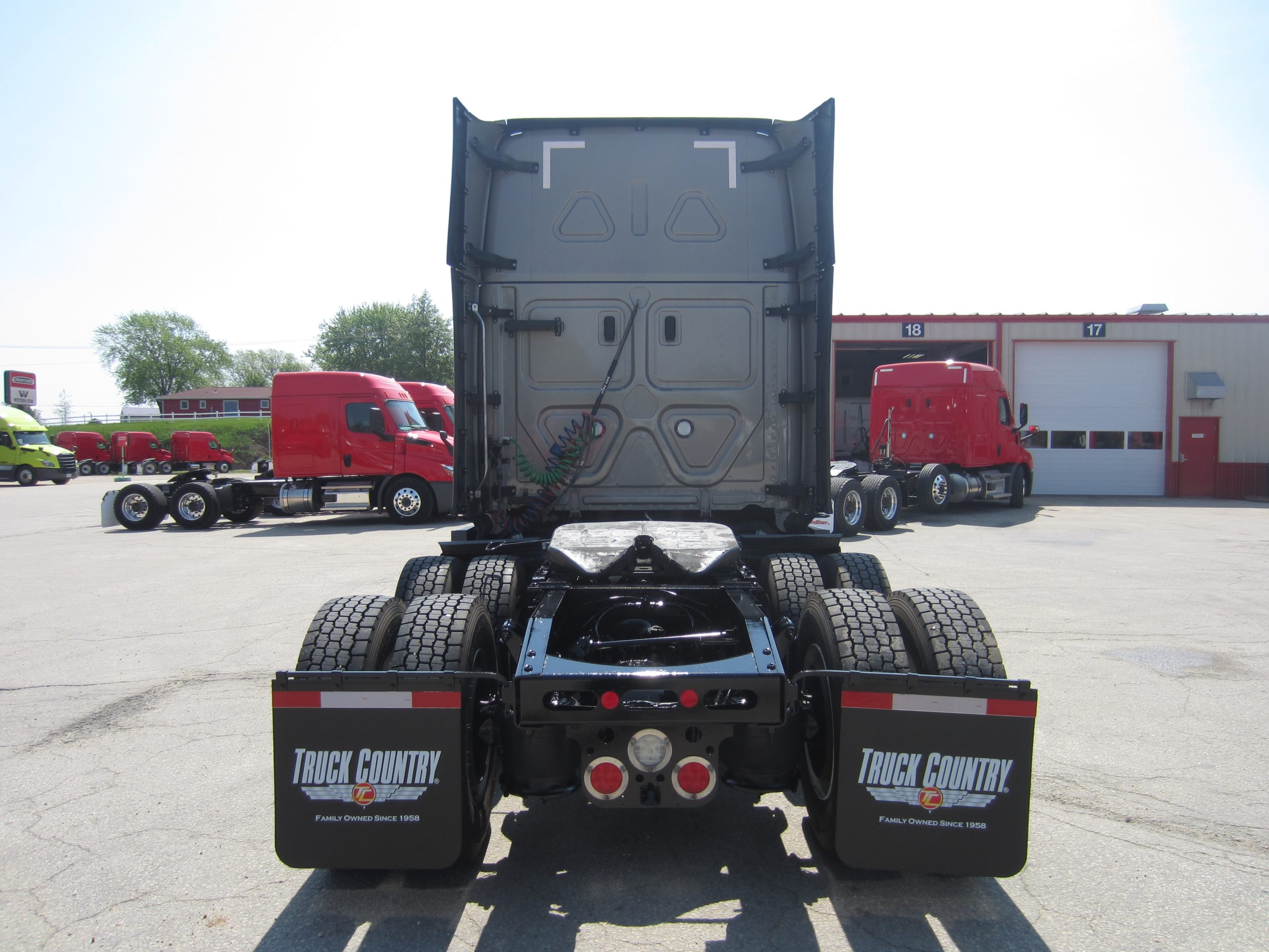 2022 Freightliner PT126 068PM00000Bt5X7 2022 Freightliner PT126 068PM00000Bt5X7