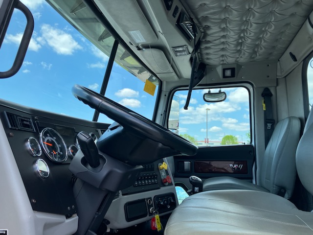2021 Western Star 4700SF 068PM00000C5SzH 2021 Western Star 4700SF 068PM00000C5SzH