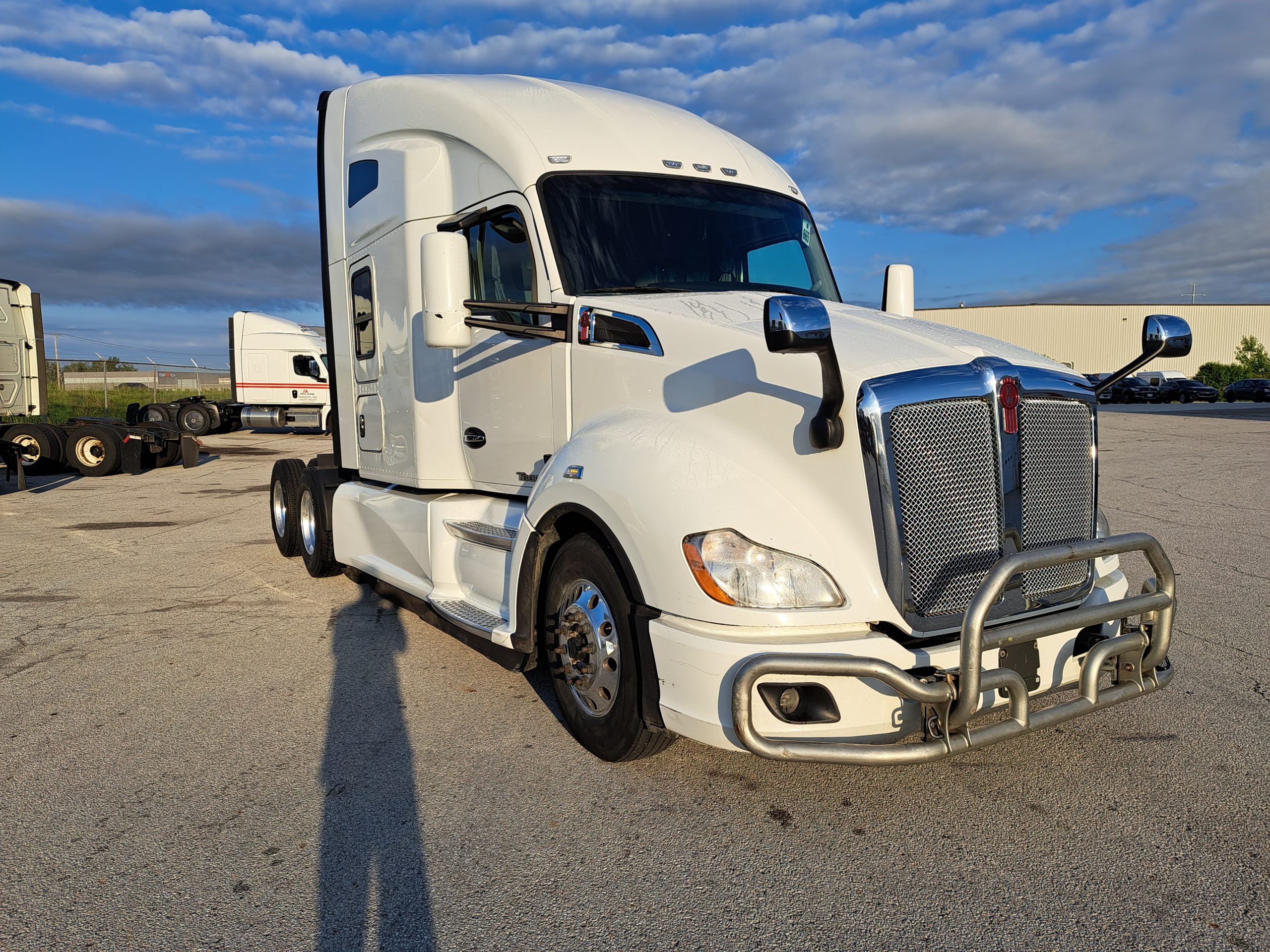 2020 Kenworth T680 068PM00000CyOF3 2020 Kenworth T680 068PM00000CyOF3