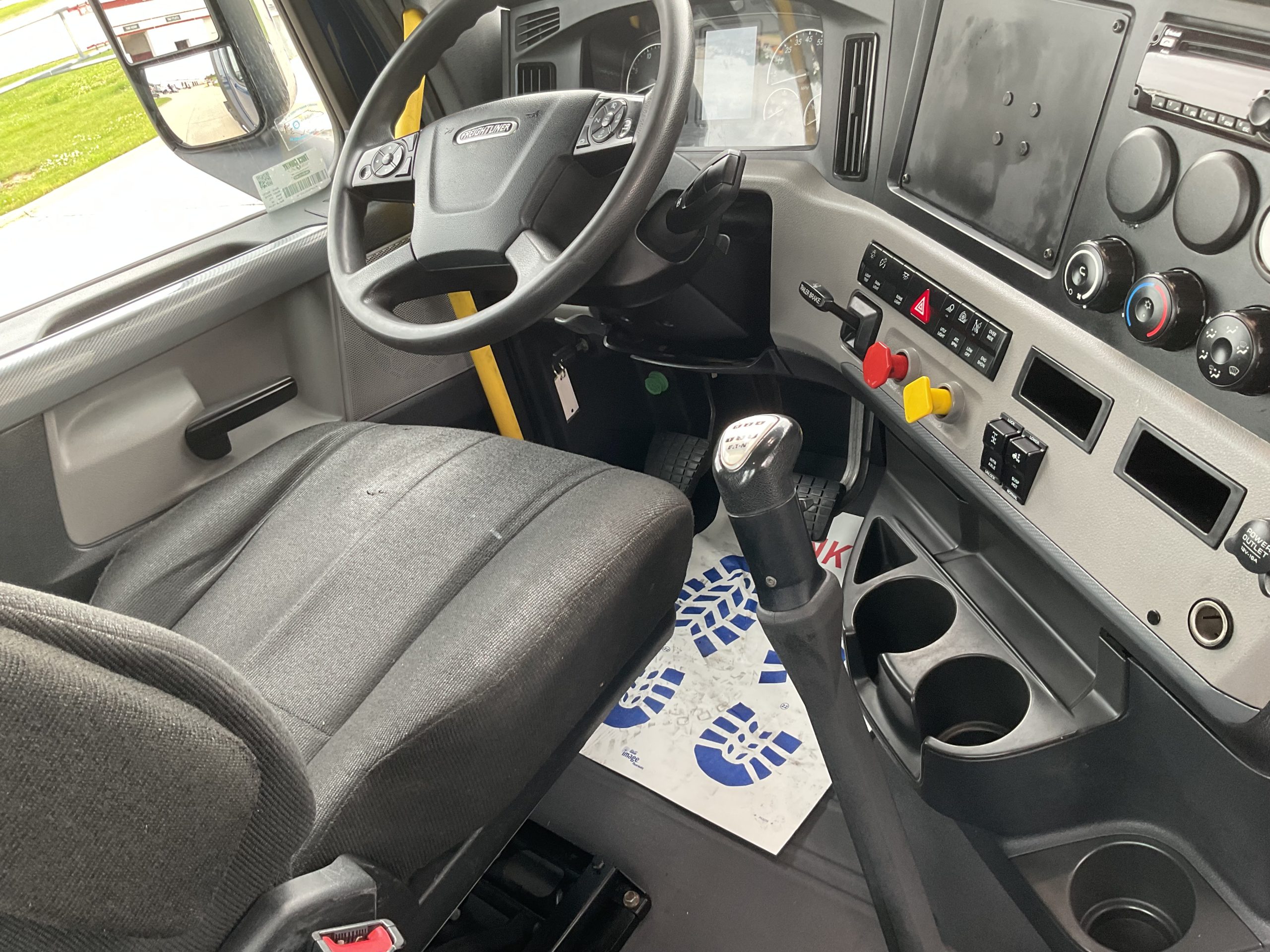 2019 Freightliner PE116 068PM00000DPFR0 2019 Freightliner PE116 068PM00000DPFR0