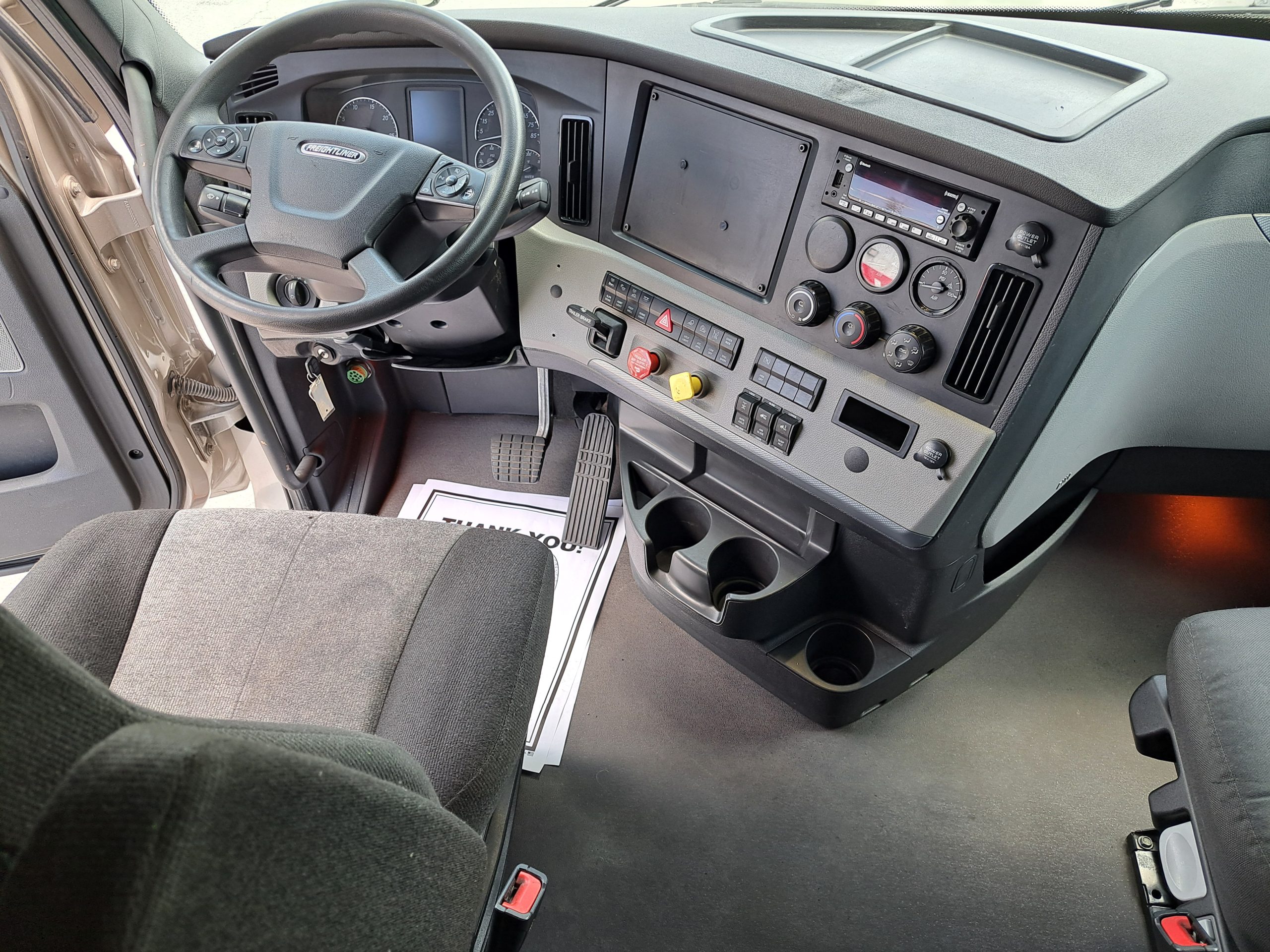 2022 Freightliner PT126 068PM00000DrKdp 2022 Freightliner PT126 068PM00000DrKdp