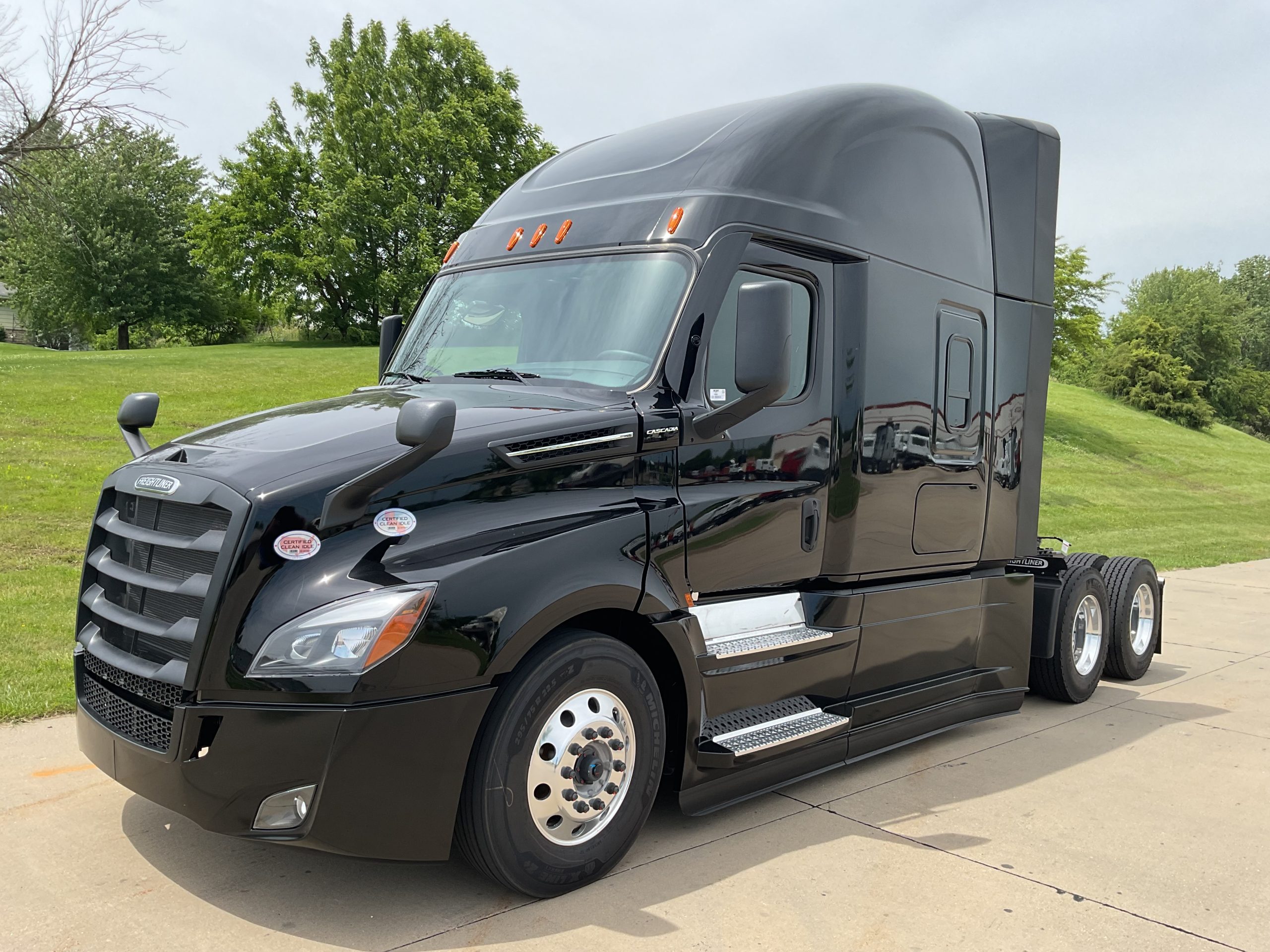 2025 Freightliner PT126 - Truck Country
