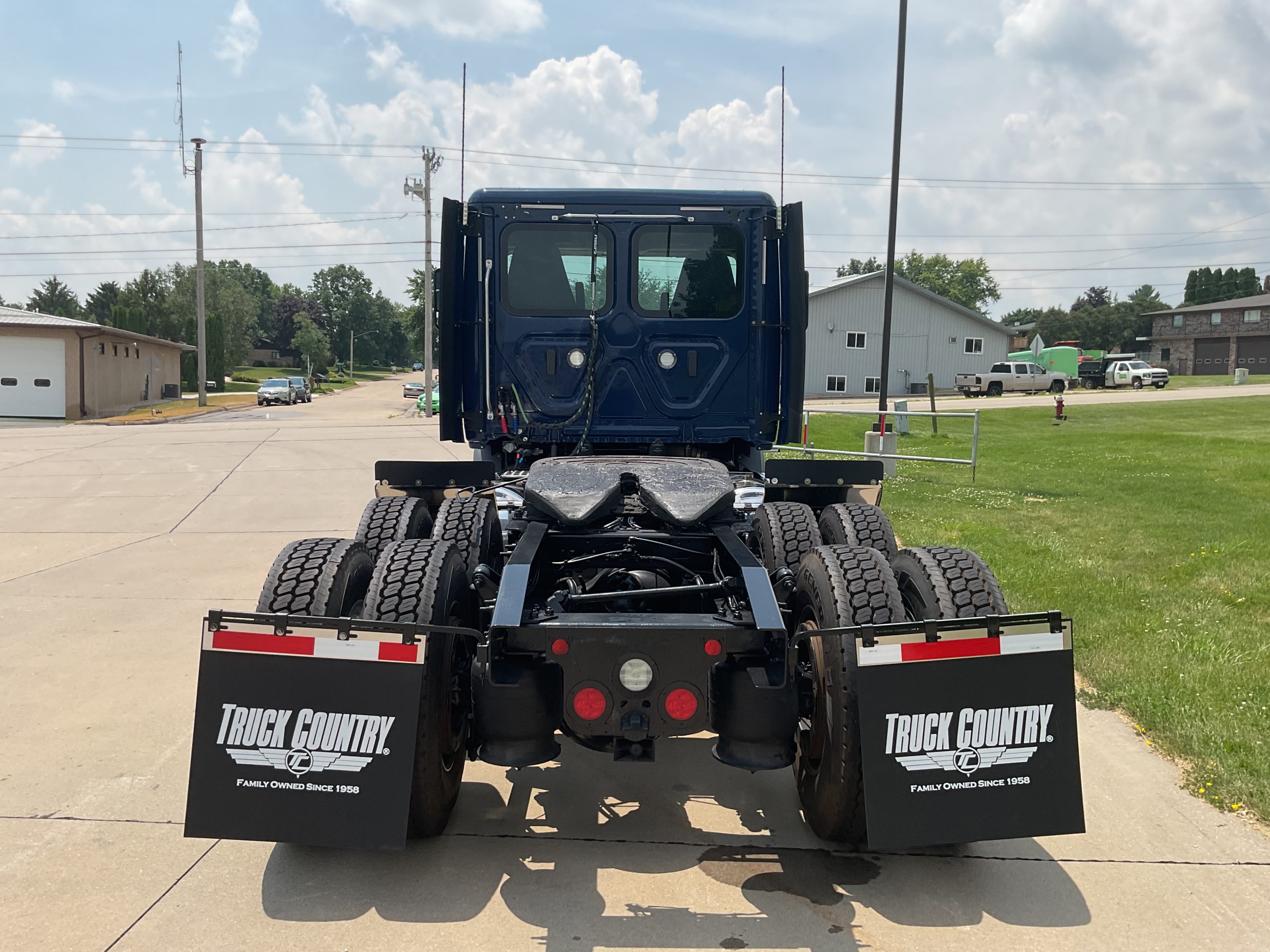 2019 Freightliner PE116 068PM00000EEKYK 2019 Freightliner PE116 068PM00000EEKYK